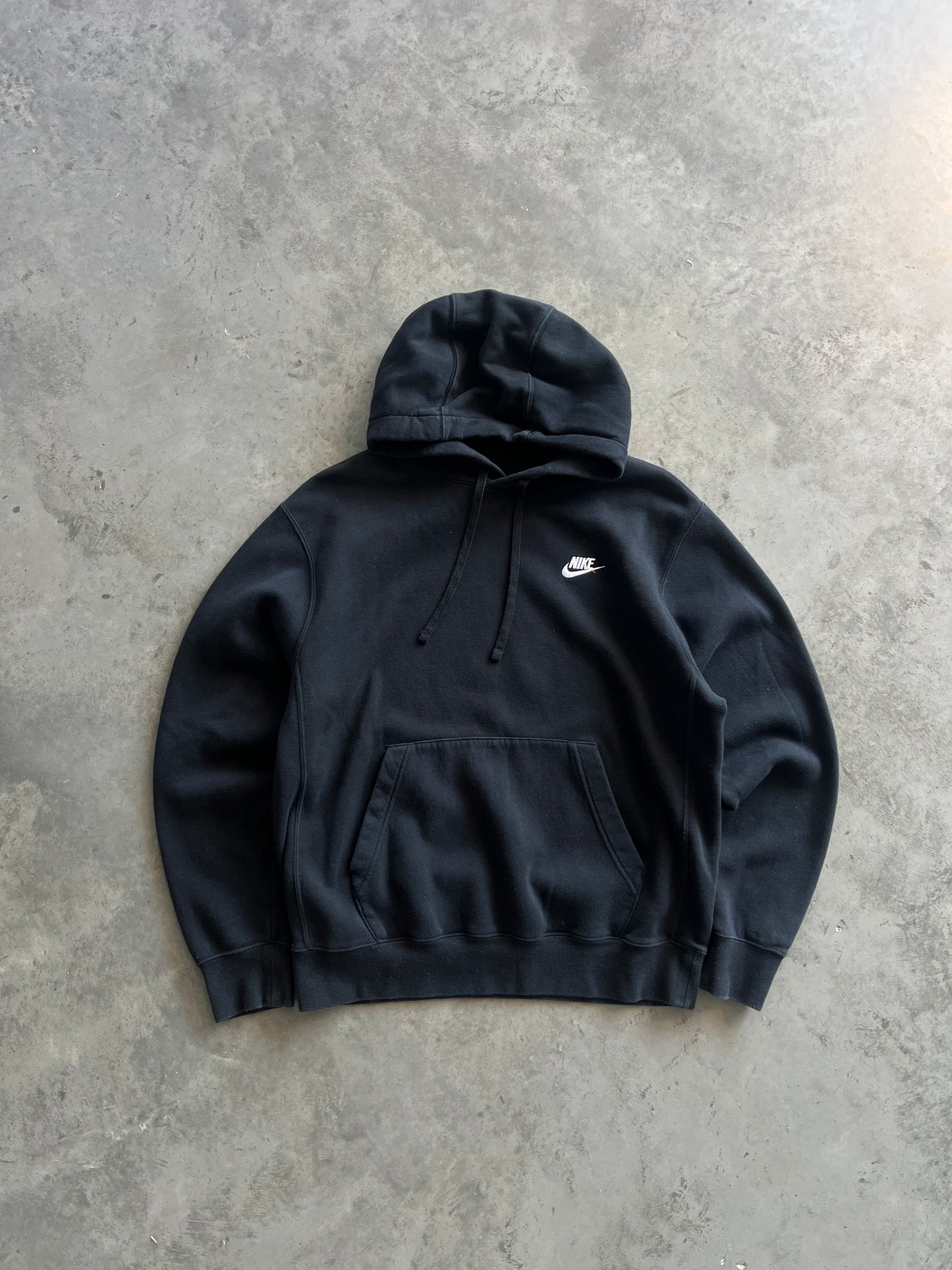 Vintage Black Nike Spellout Hoodie - M