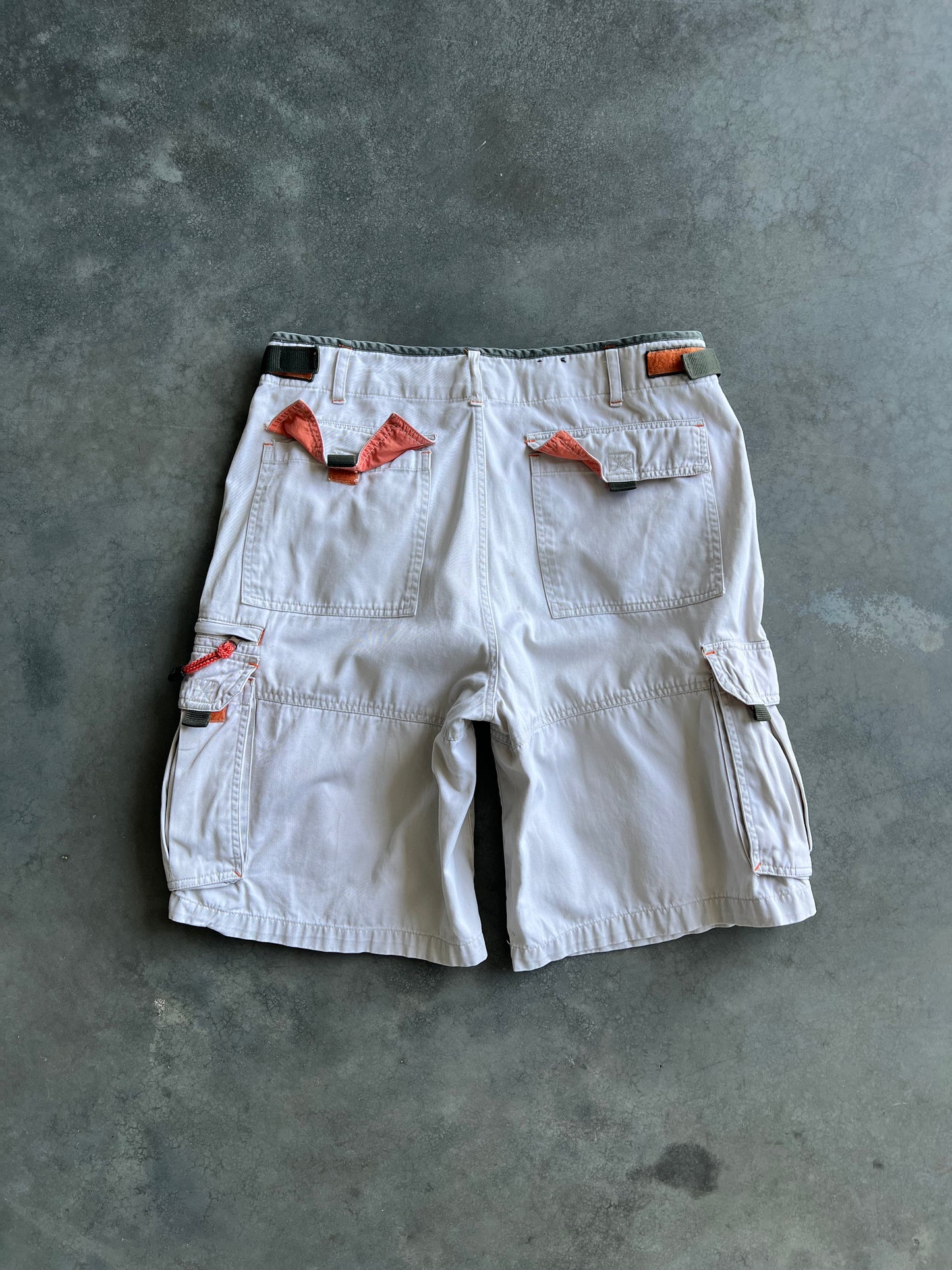 Vintage Cream White No Boundaries Shorts - 34