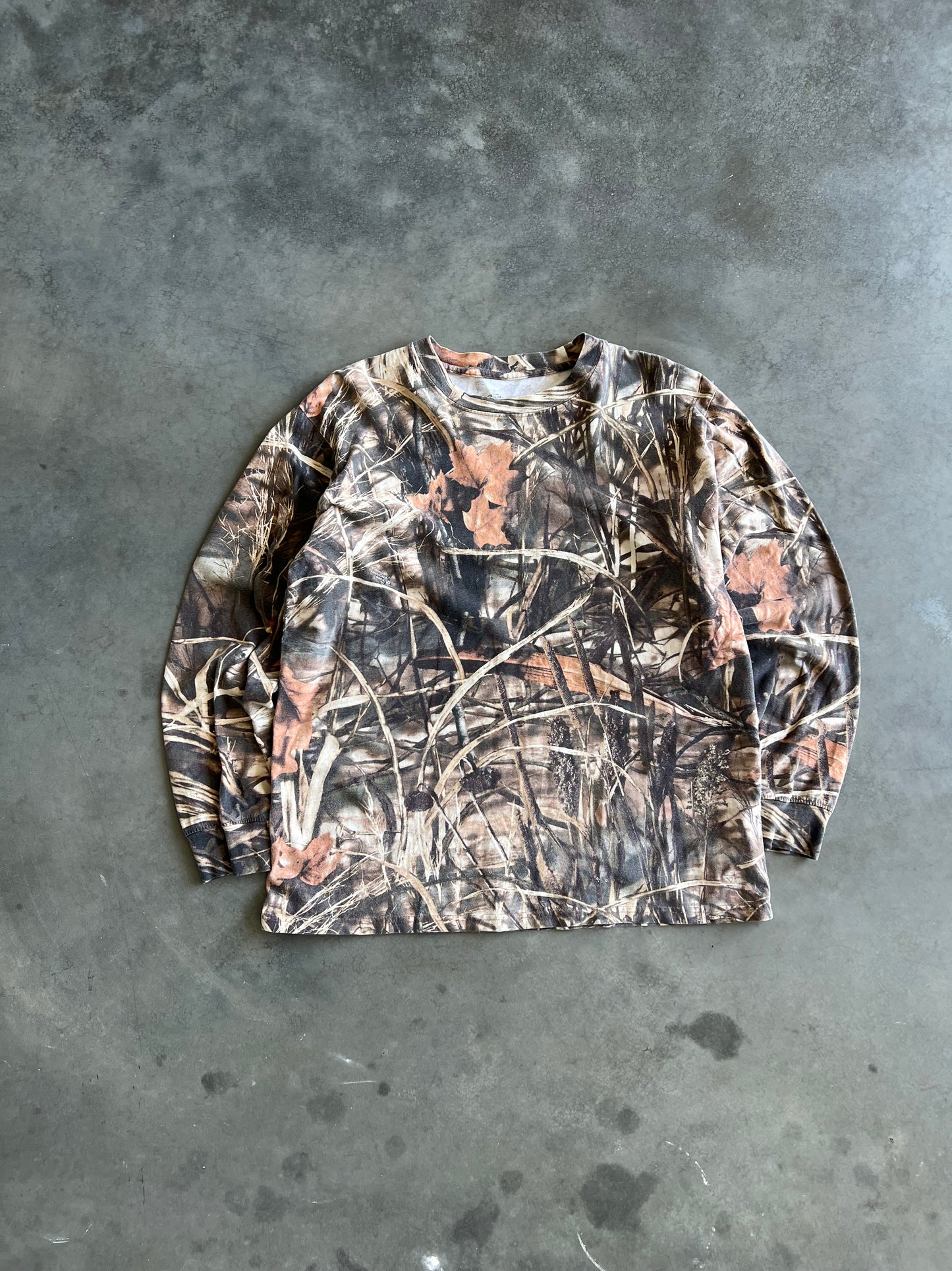 Vintage RealTree Camo Longsleeve Shirt - XL