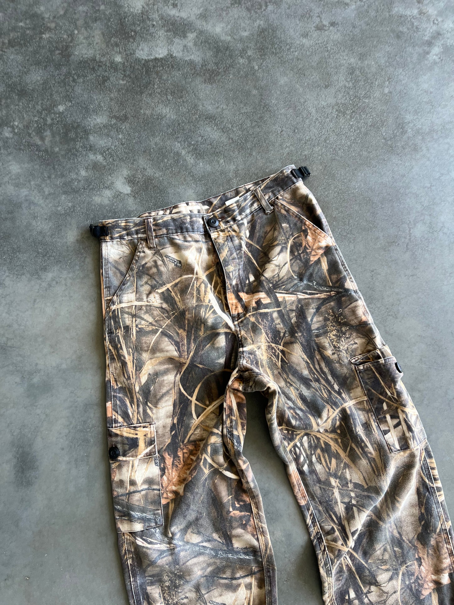 Vintage RealTree Camo Baggy Pants - YM