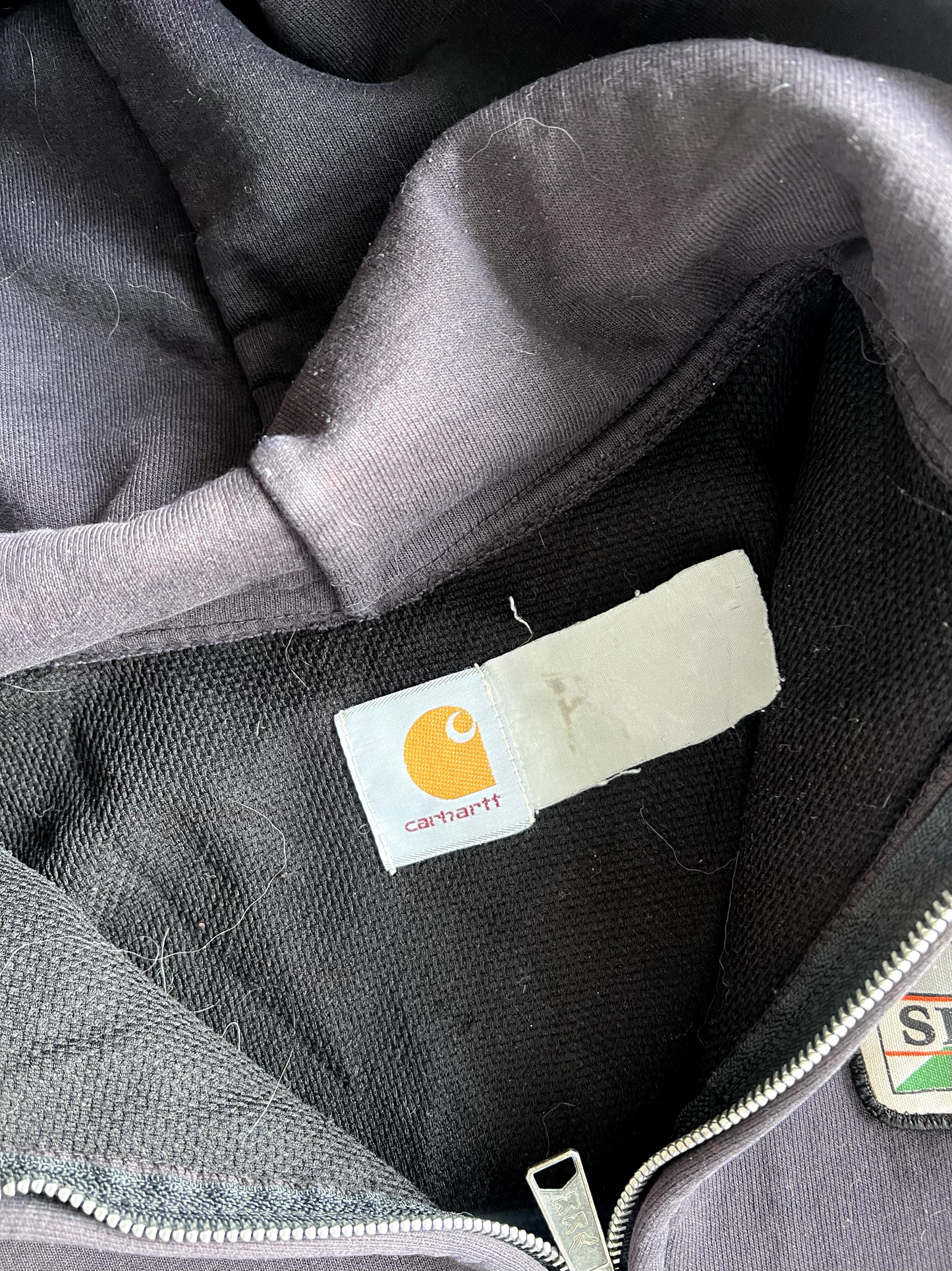 Vintage Black Carhartt Hooded Jacket - L