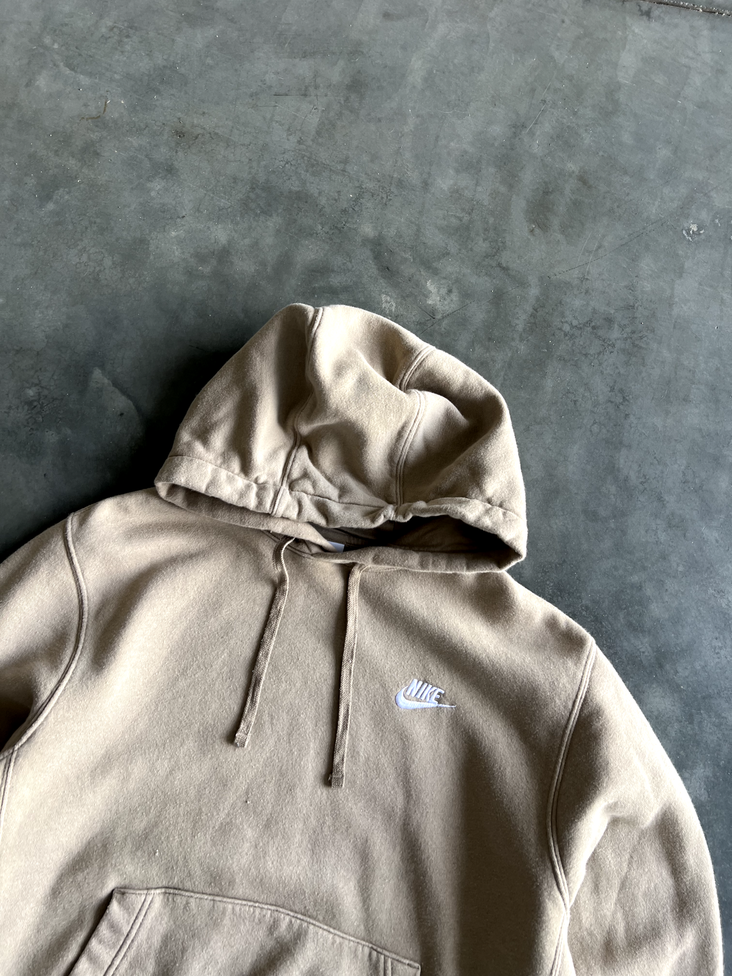 Vintage Cream Nike Swoosh Hoodie - S