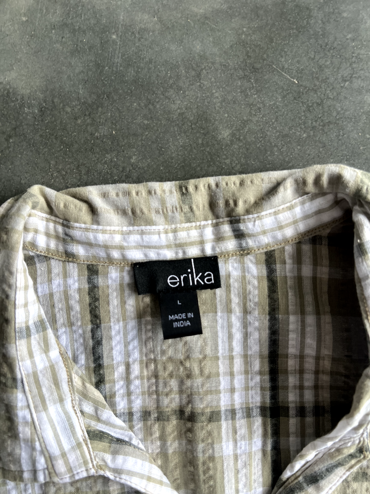 Vintage Green And White Striped Button Up Tee - L