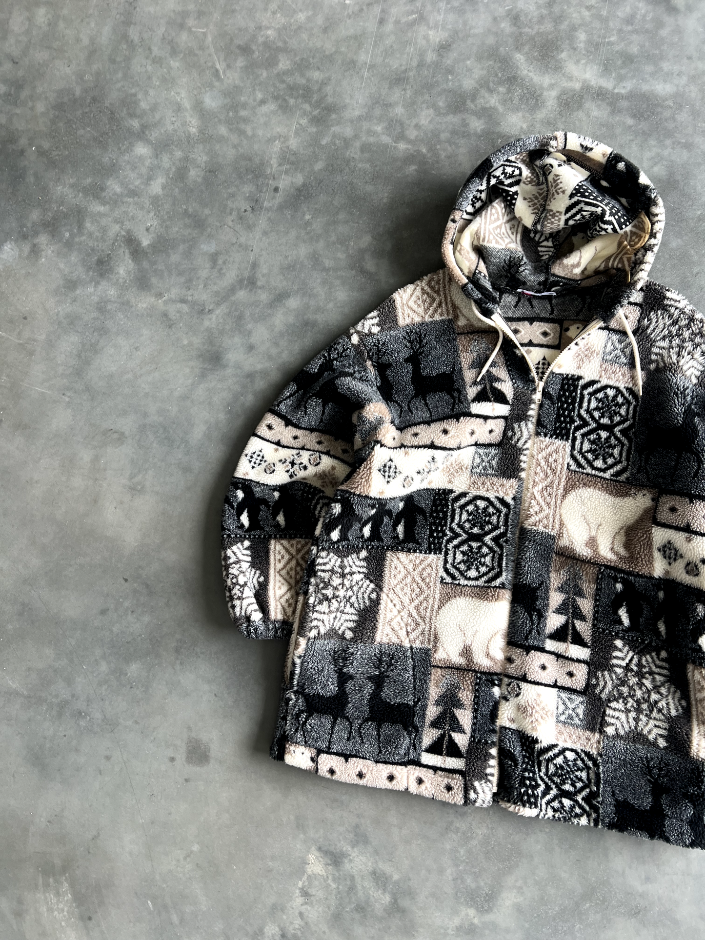 Vintage Tribal Fluffy Zip Up Hoodie - XL