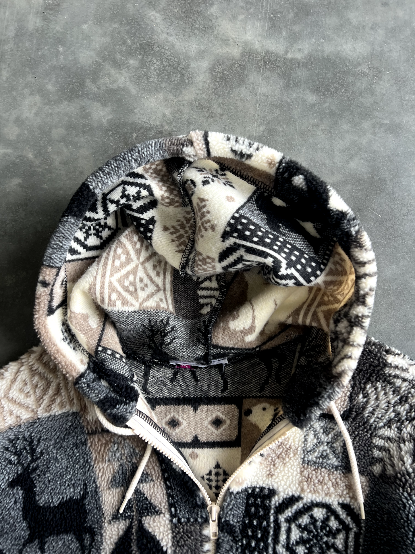 Vintage Tribal Fluffy Zip Up Hoodie - XL