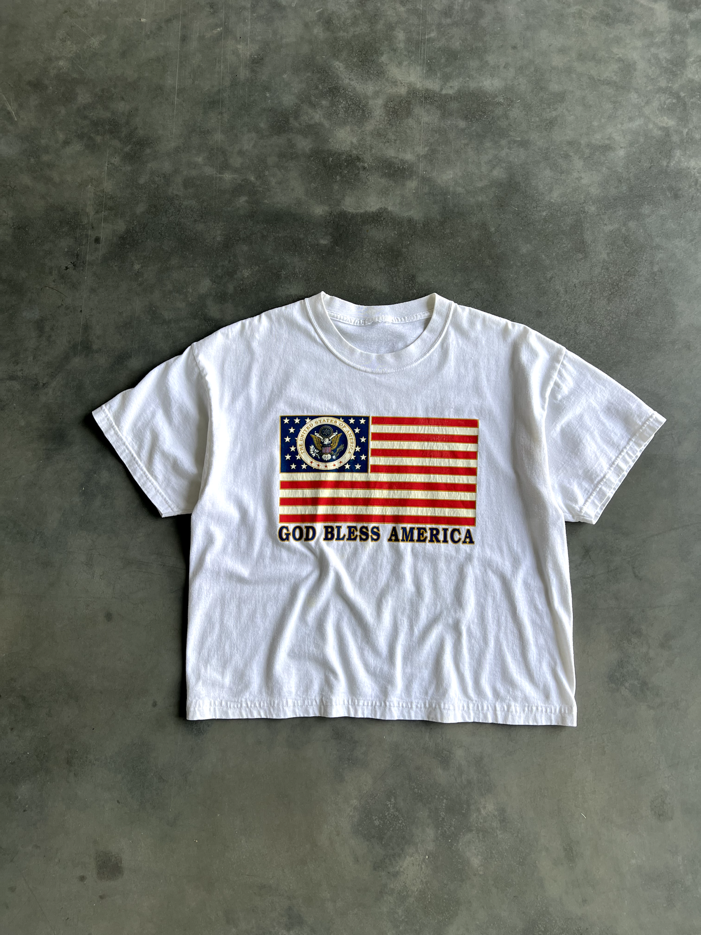 Vintage White America Graphic Tee - M