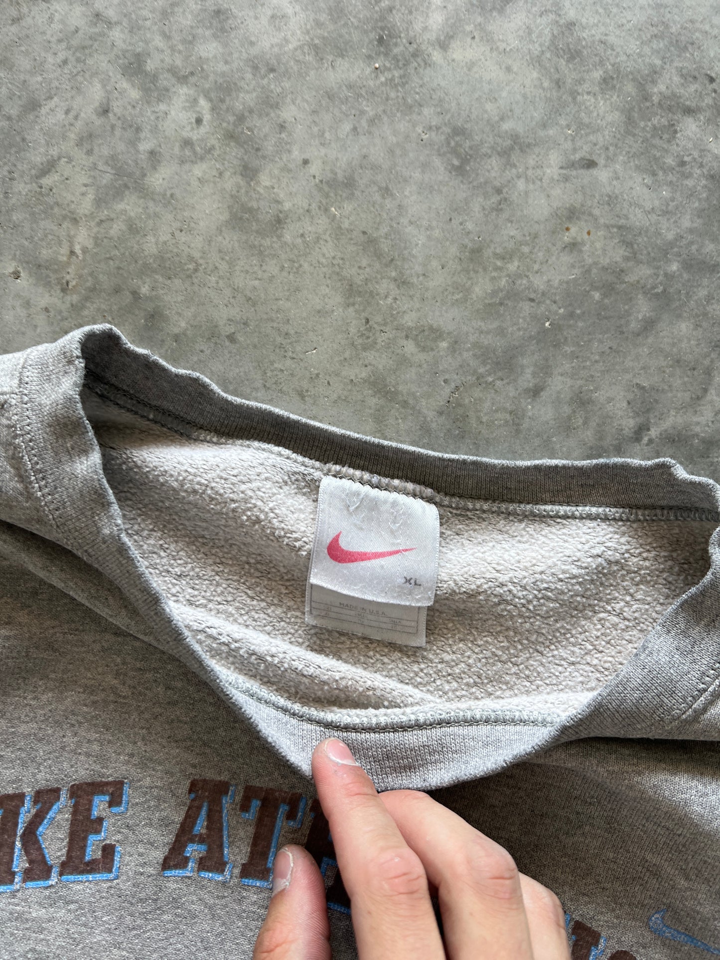 Vintage Grey Nike Spellout Crew - XL