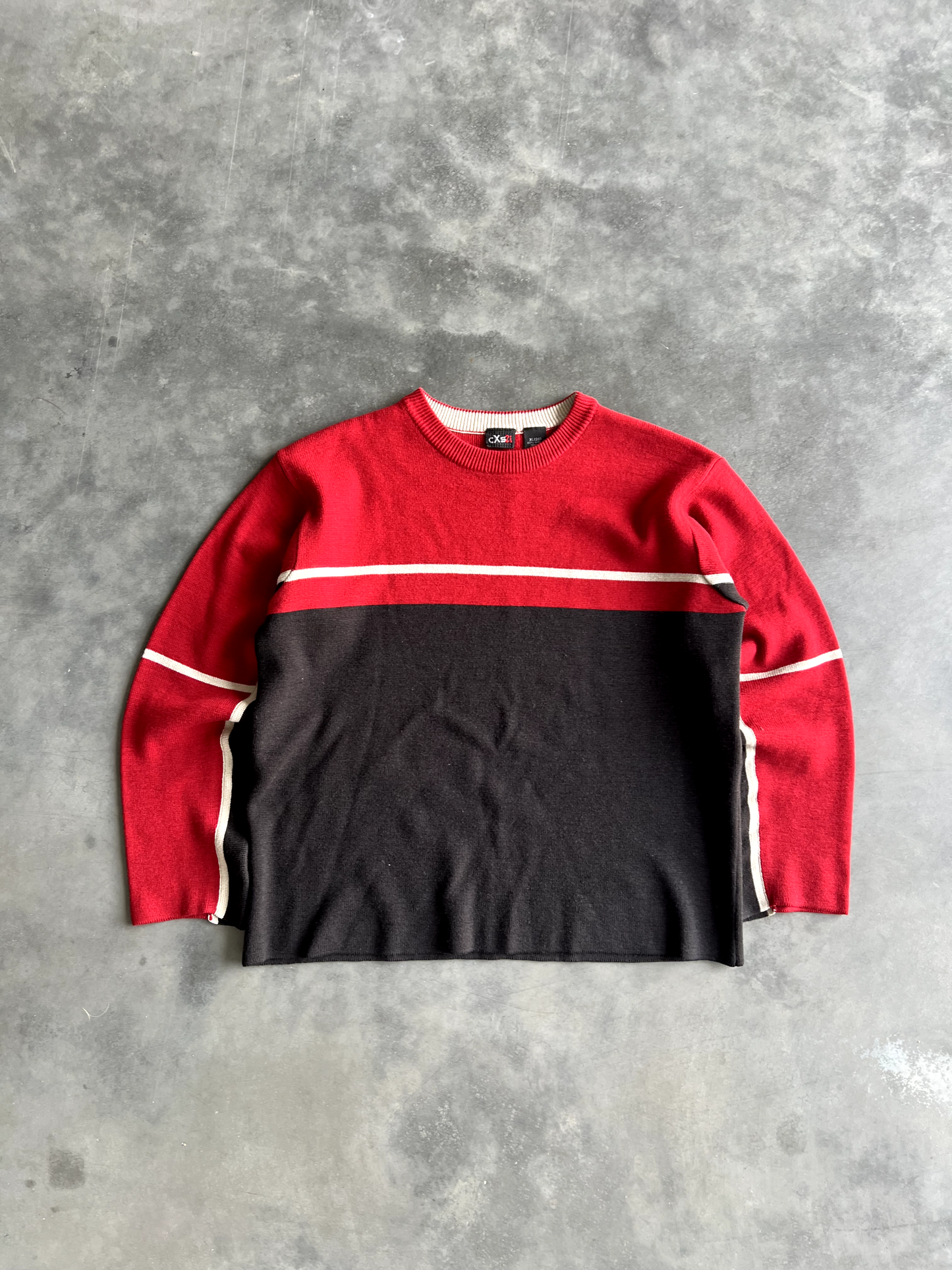 Vintage Black And Red Striped Thermal - XL