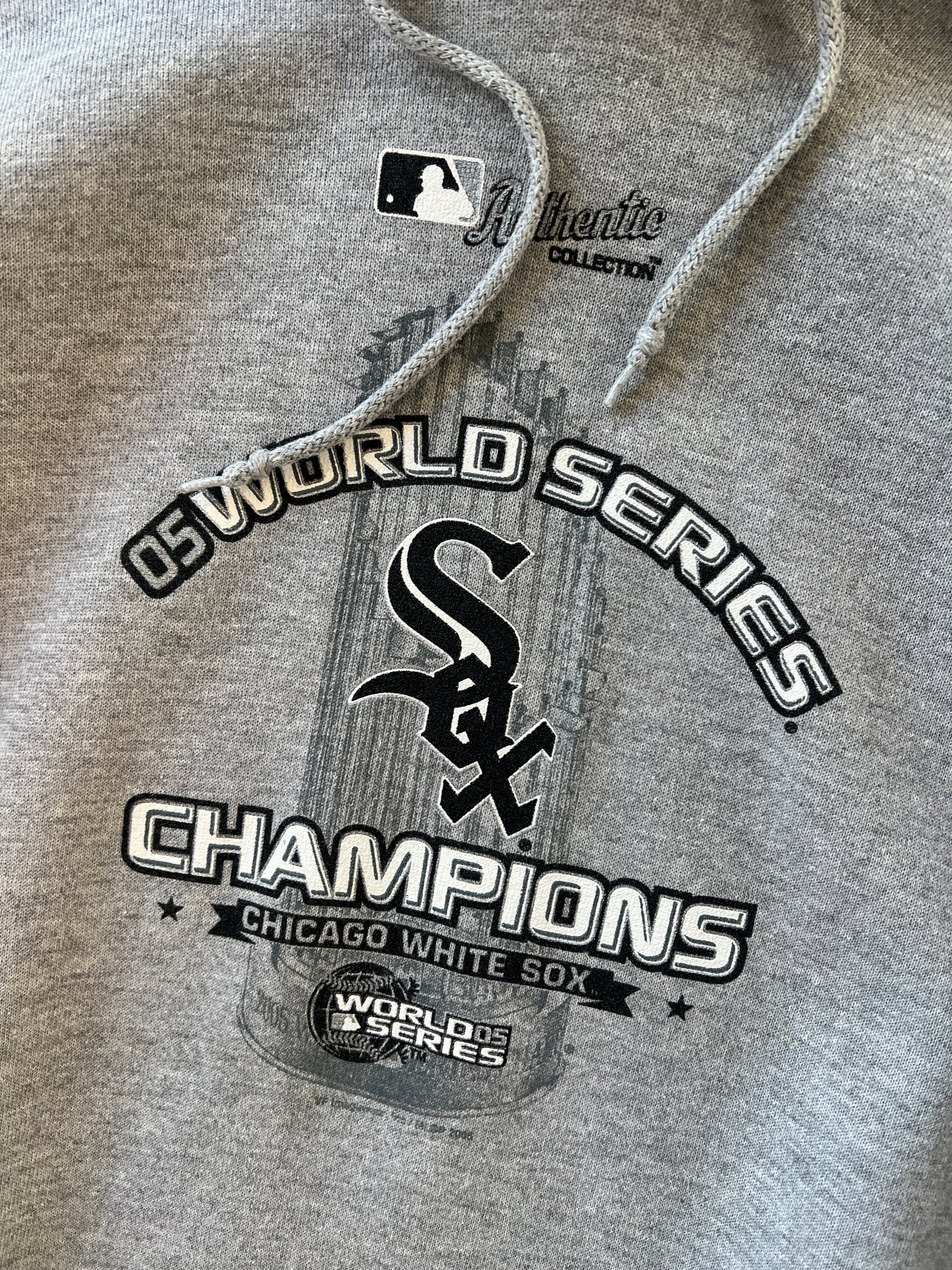 Vintage 90s White Sox Oversized Hoodie - XL/XXL