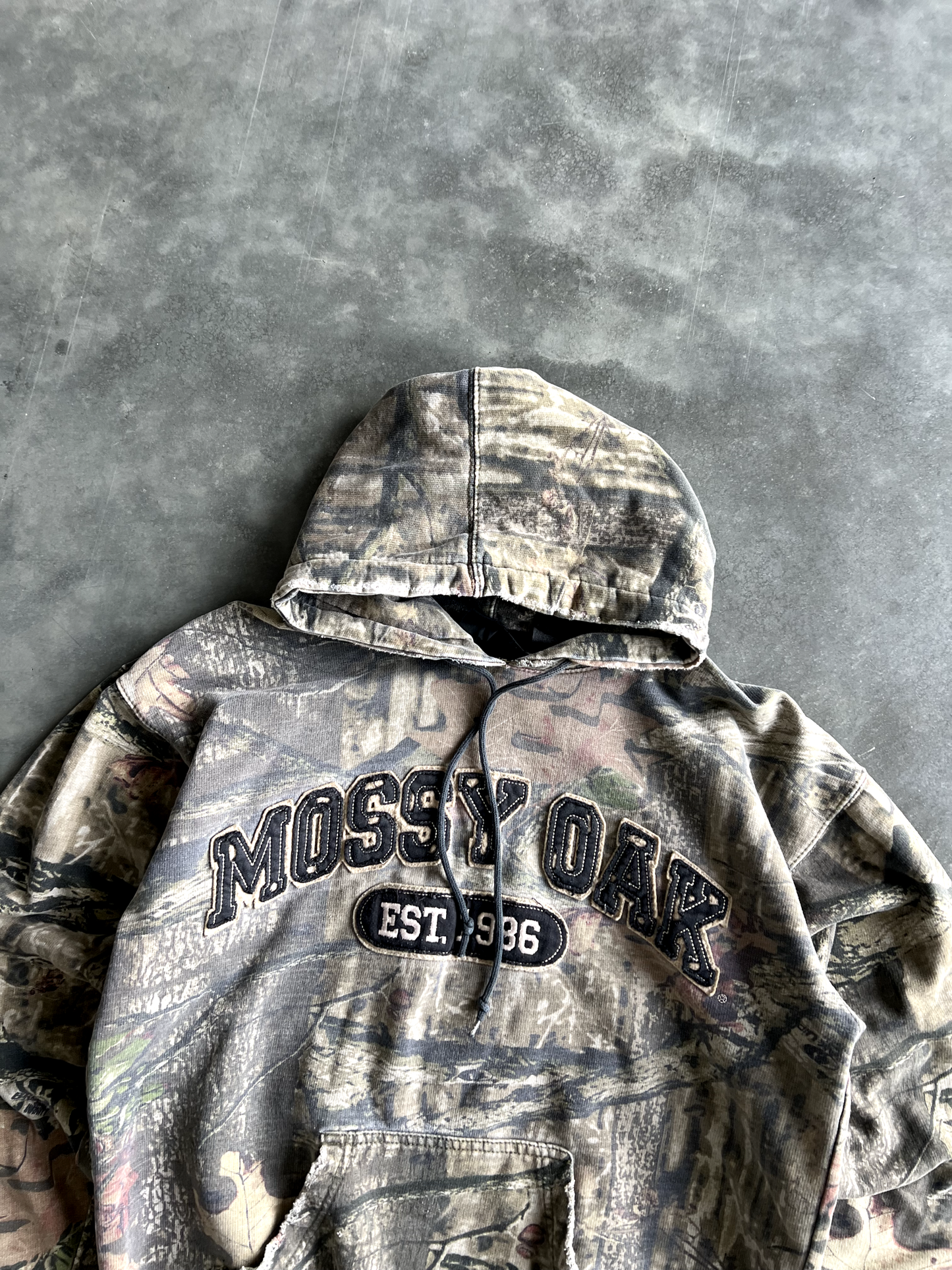 Vintage Camo Mossy Oak Spellout Hoodie - M
