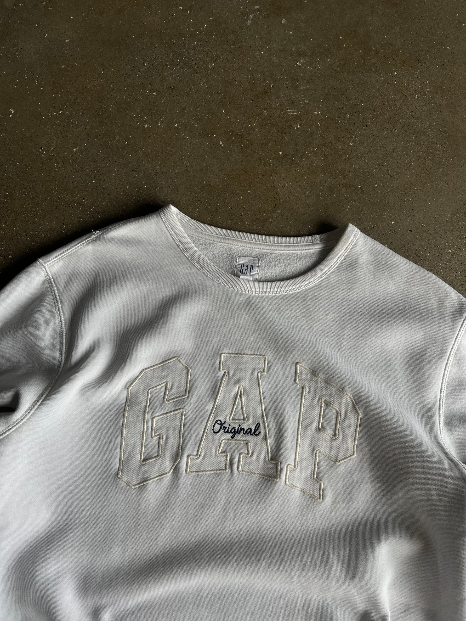Vintage White Gap Spellout Crew - L