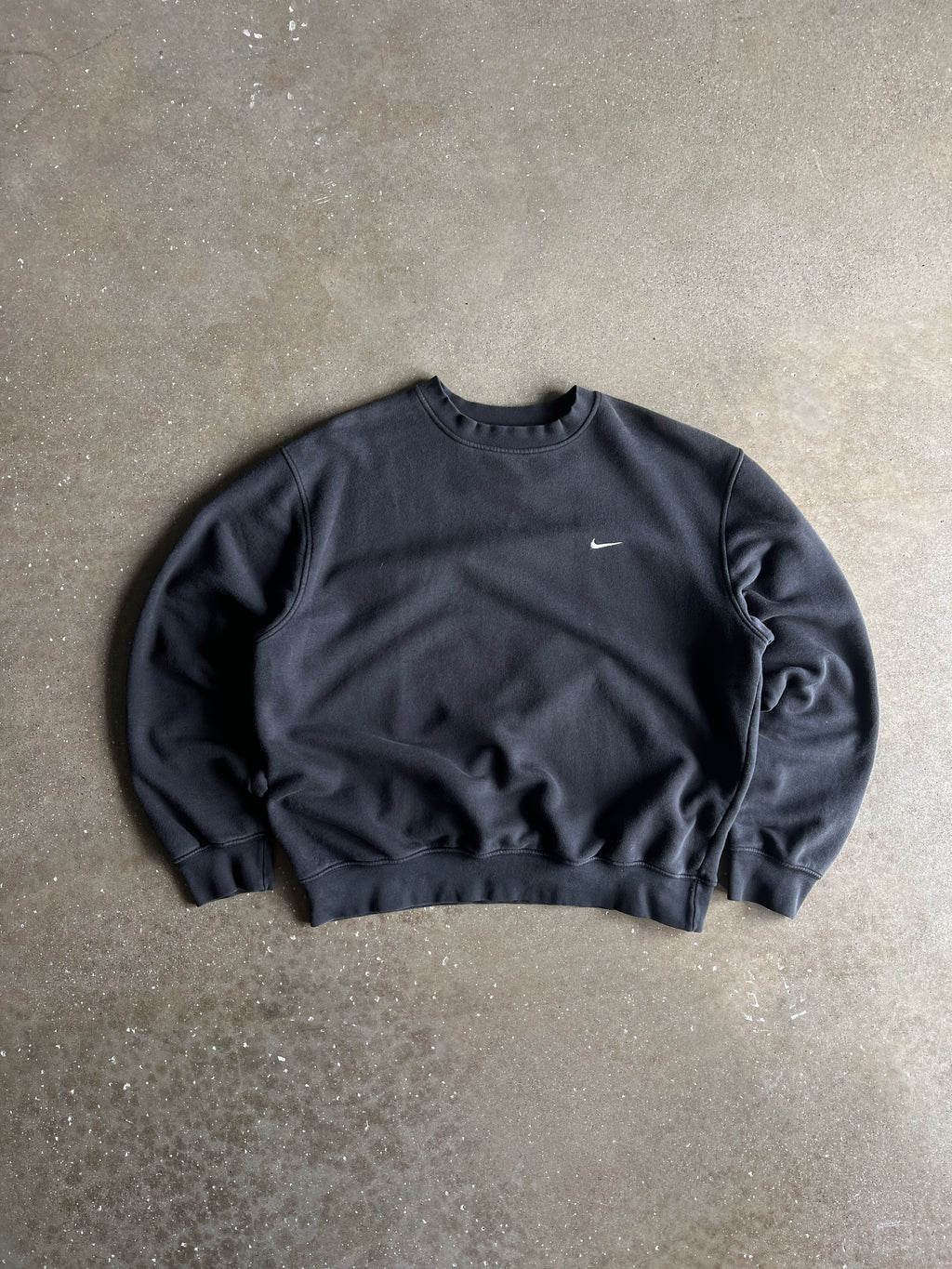 Vintage Black Nike Swoosh Crew - L