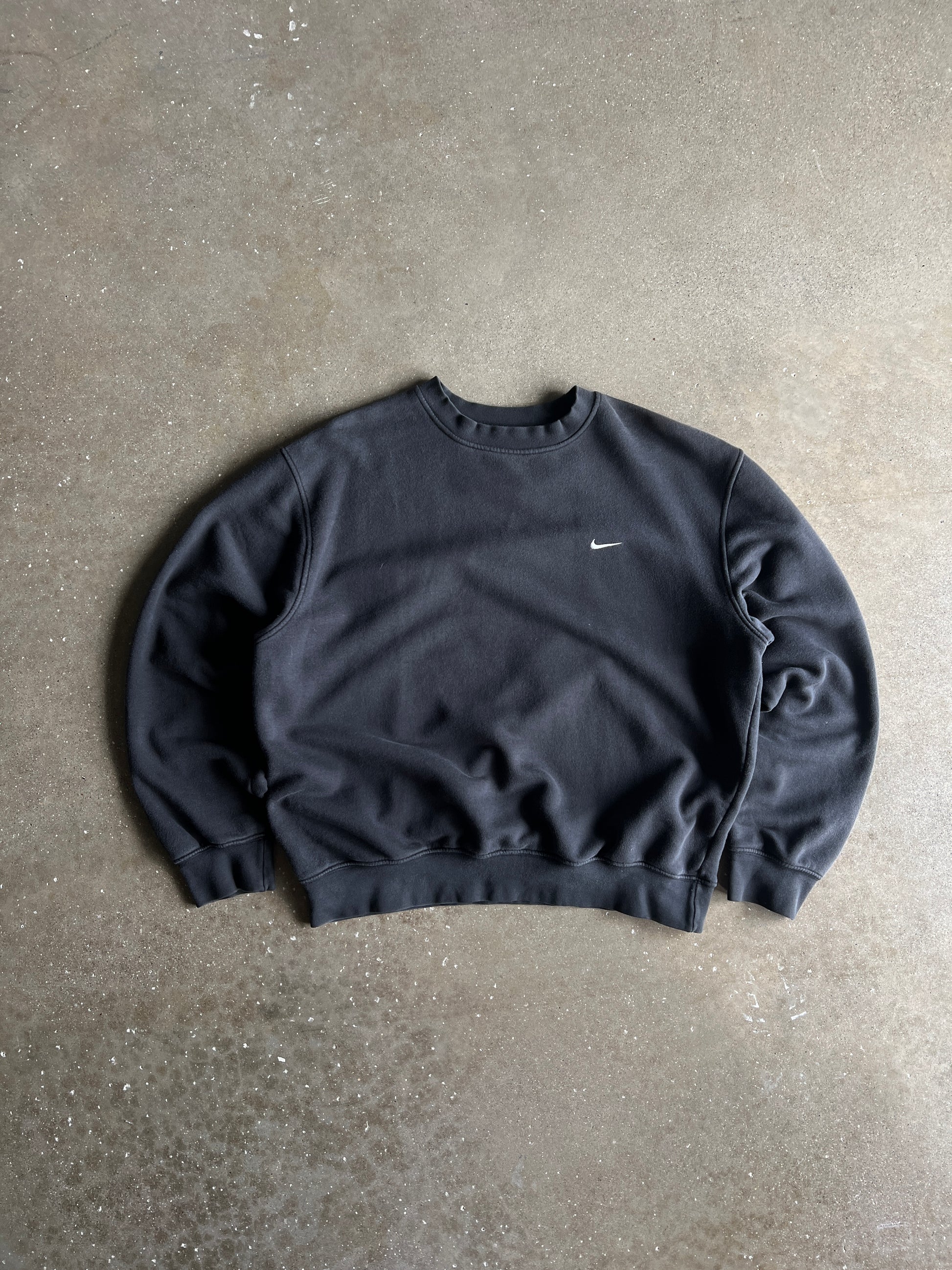 Vintage Black Nike Swoosh Crew - L