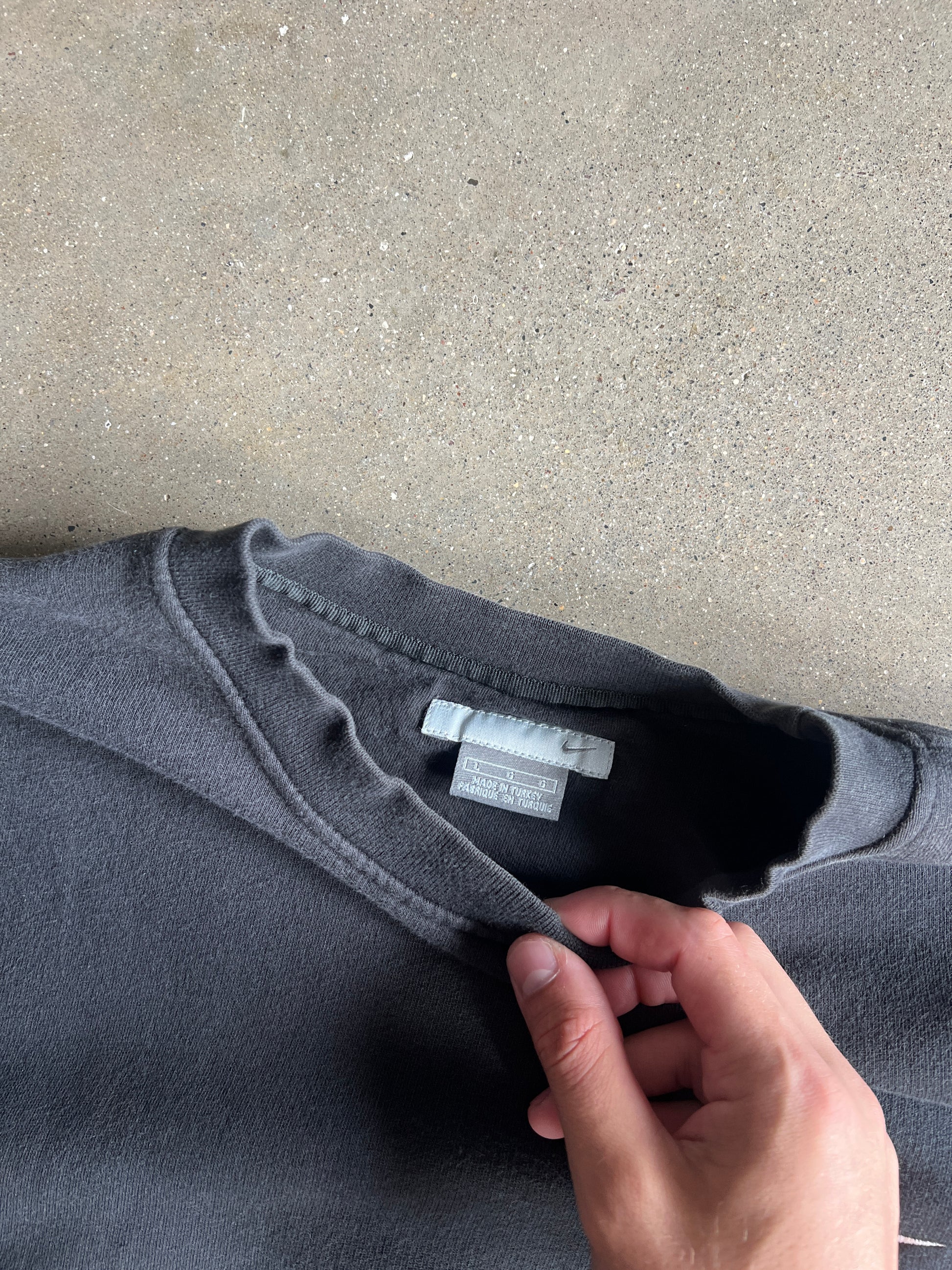 Vintage Black Nike Swoosh Crew - L
