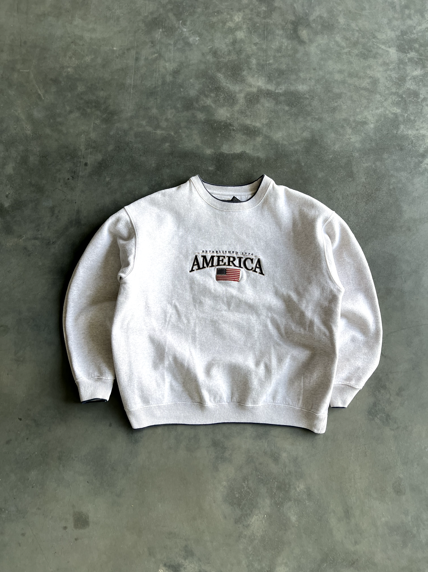 Vintage White America Spellout Sweater - M