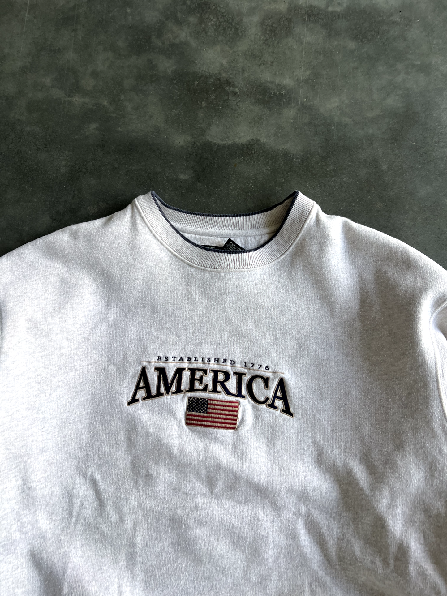 Vintage White America Spellout Sweater - M