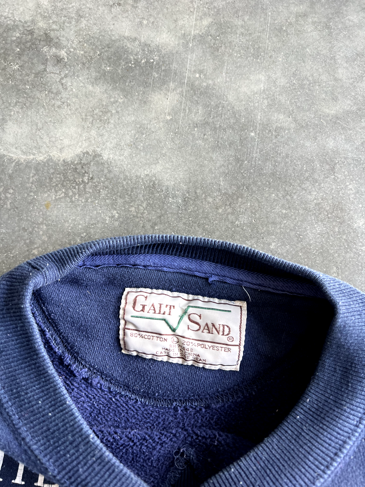 Vintage Navy Blue UK Graphic Long Sleeve - L