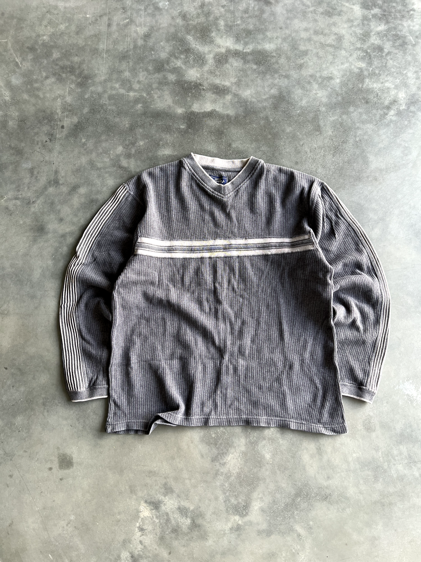 Vintage Grey Striped Long Sleeve - L