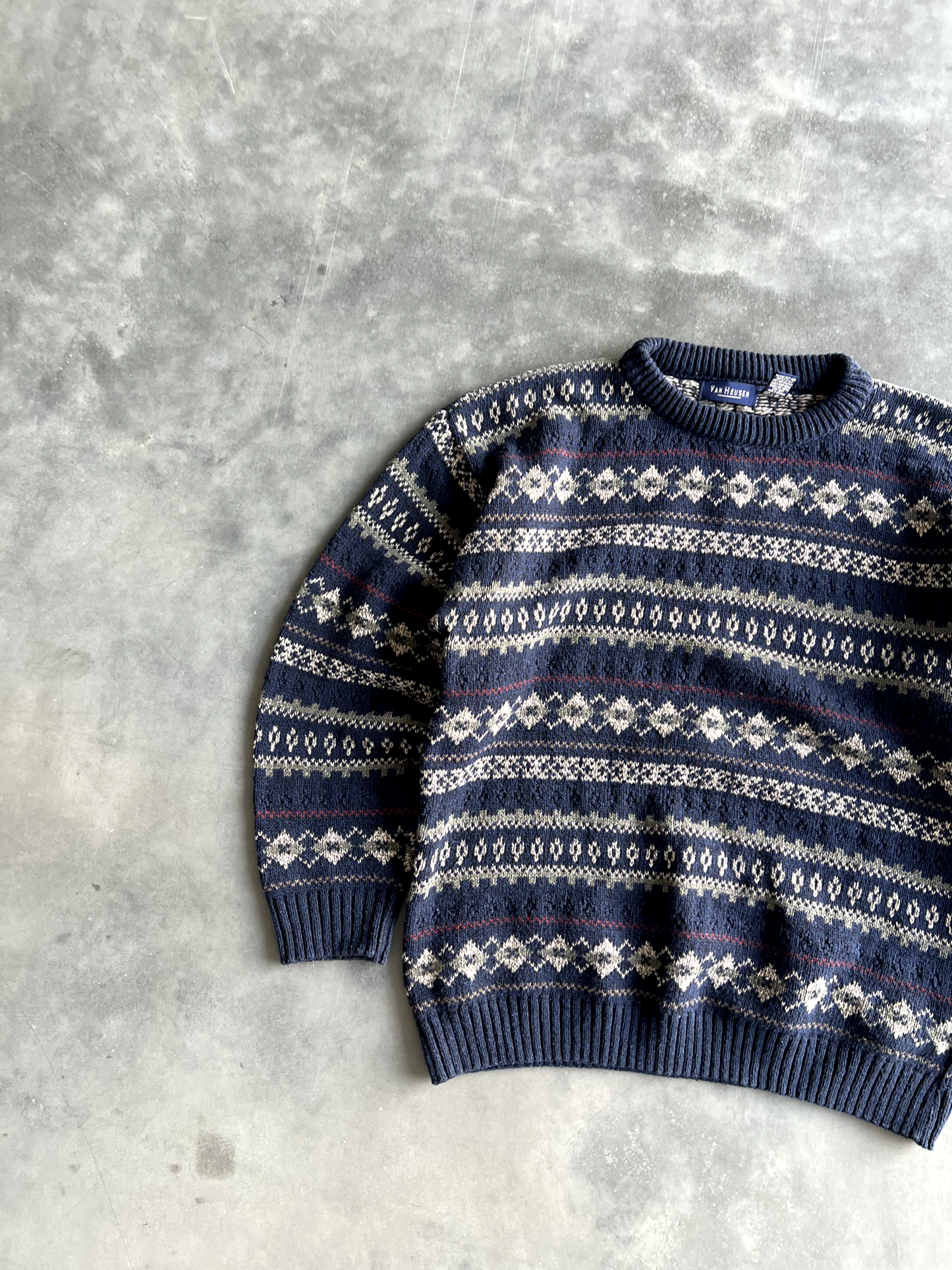 Vintage Navy Blue Sweater - L