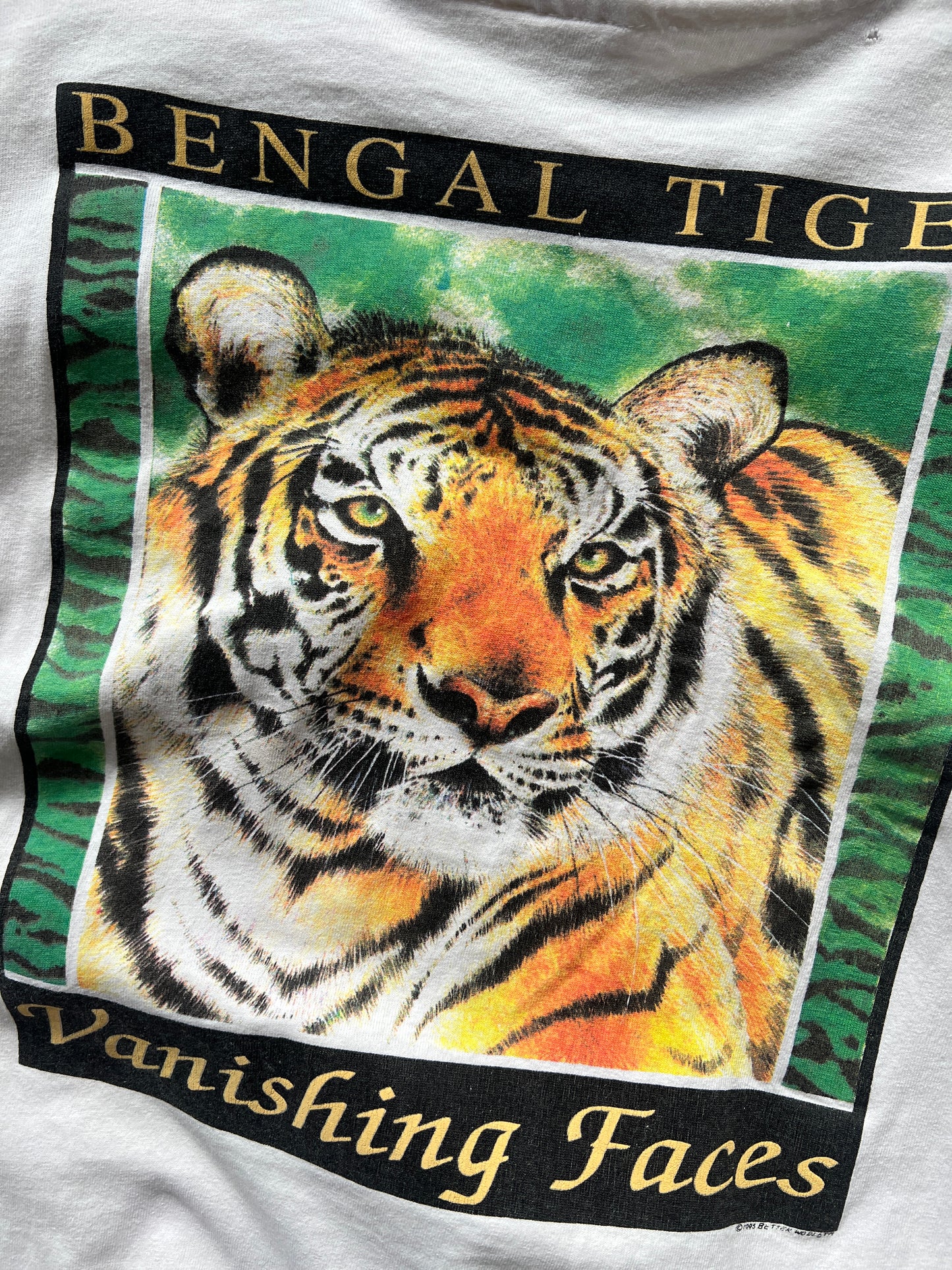 Vintage 90s Siberian Tiger Shirt - XS/S