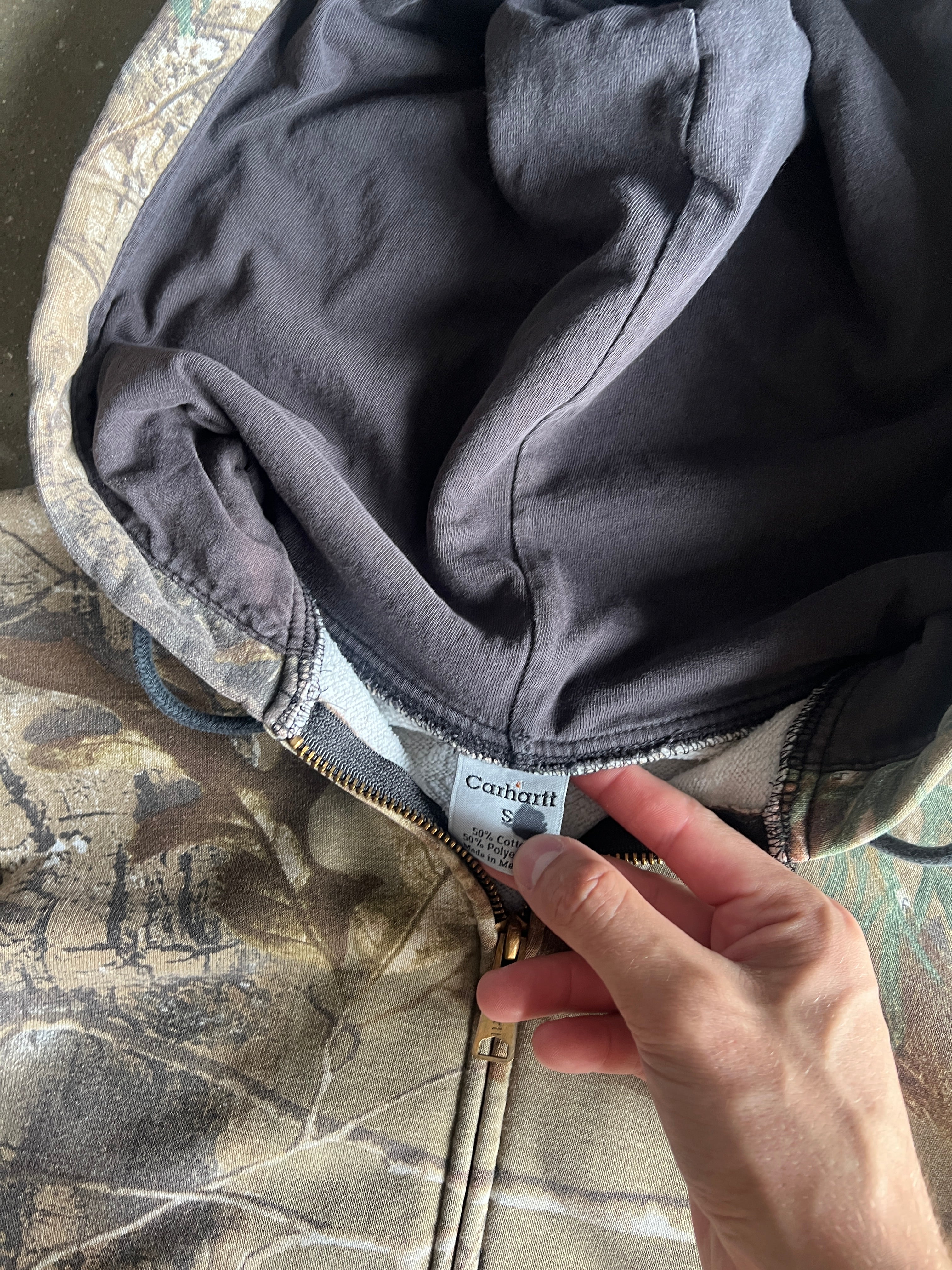 Vintage Faded Carhartt Camo Hoodie - S/M