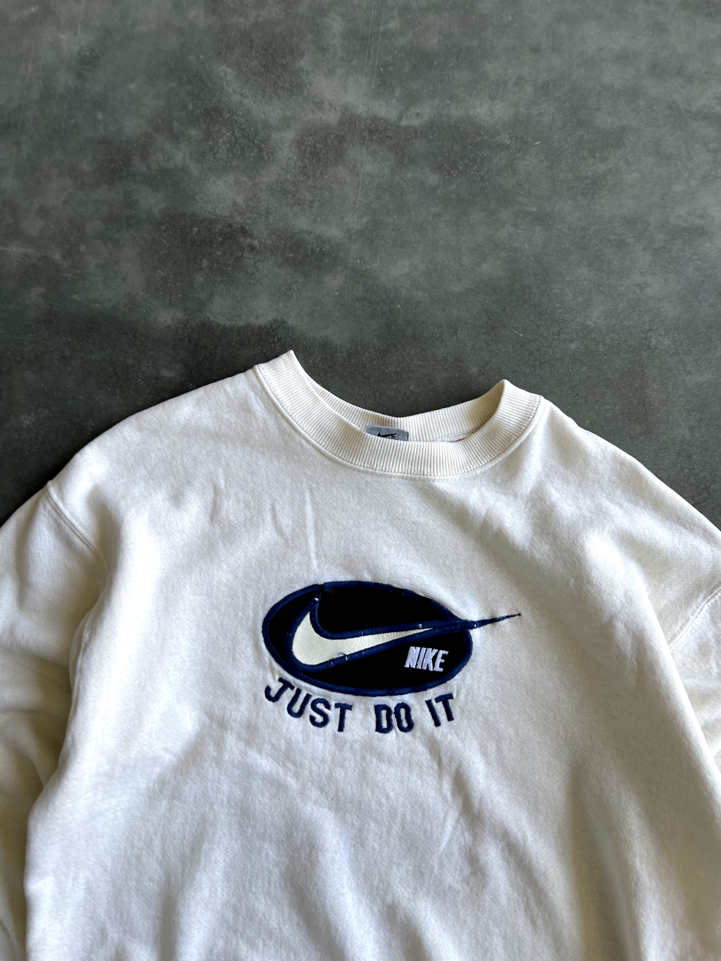 Vintage Cream Nike Sweater - L