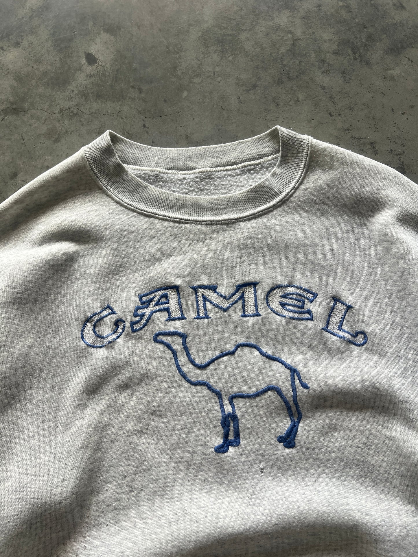 Vintage White Camel Spellout Crew - L