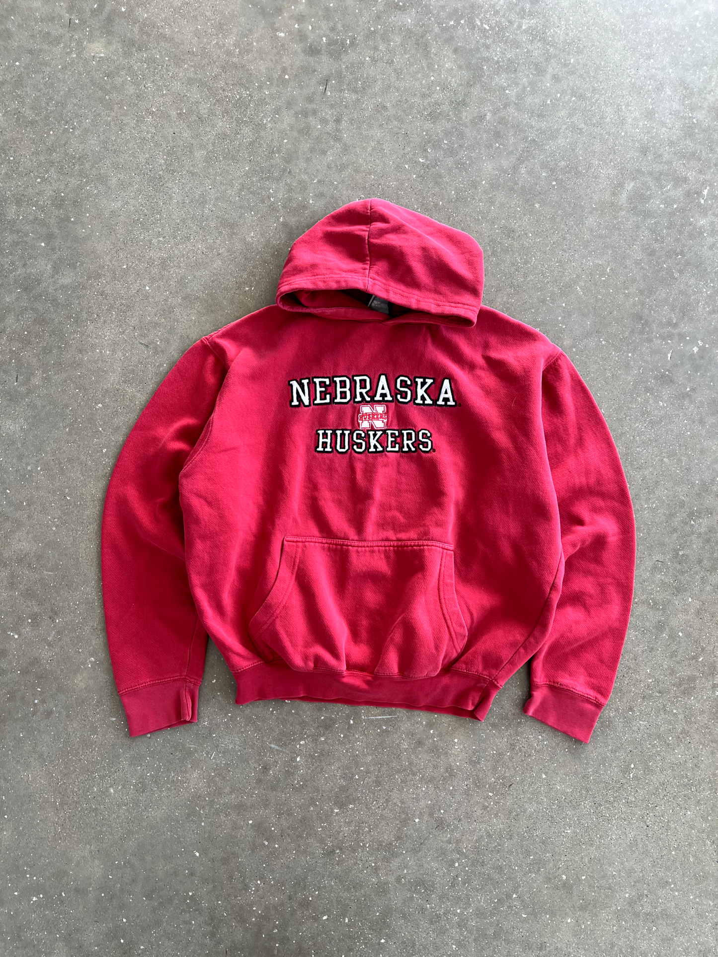 Vintage Red Nebraska Spellout Hoodie - XL