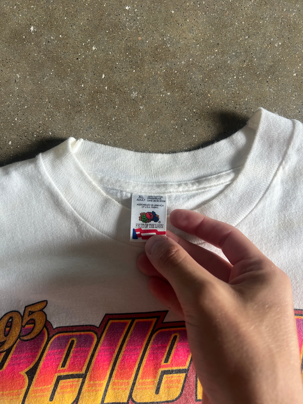 Vintage 1995 Stock Graphic Shirt - XL