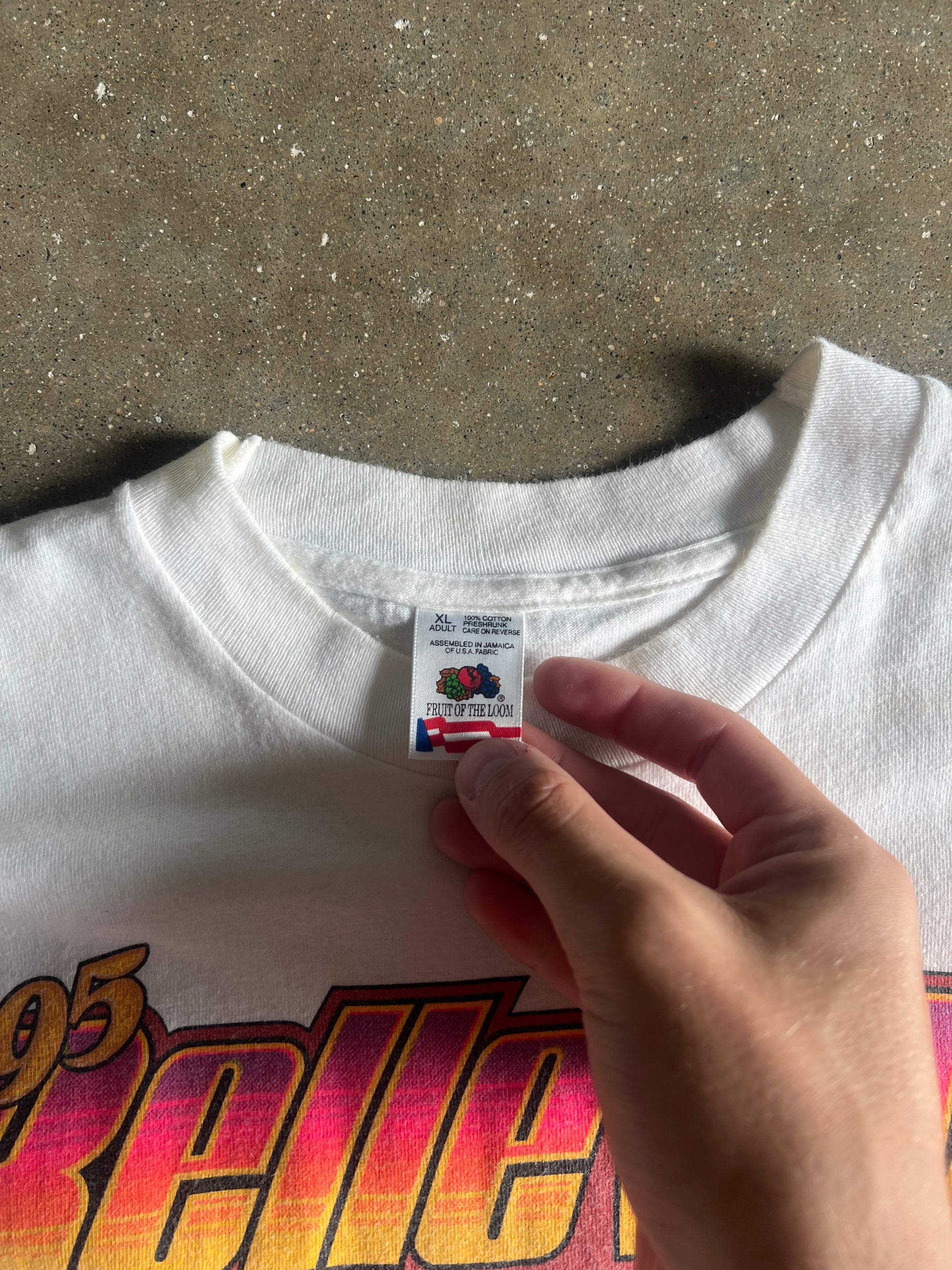 Vintage 1995 Stock Graphic Shirt - XL