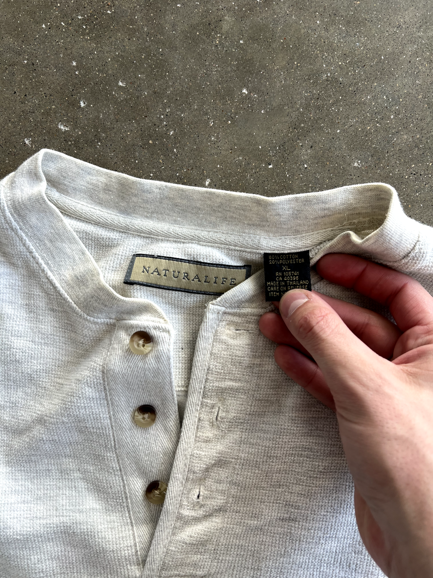 Vintage White Button Up Long Sleeve - XL