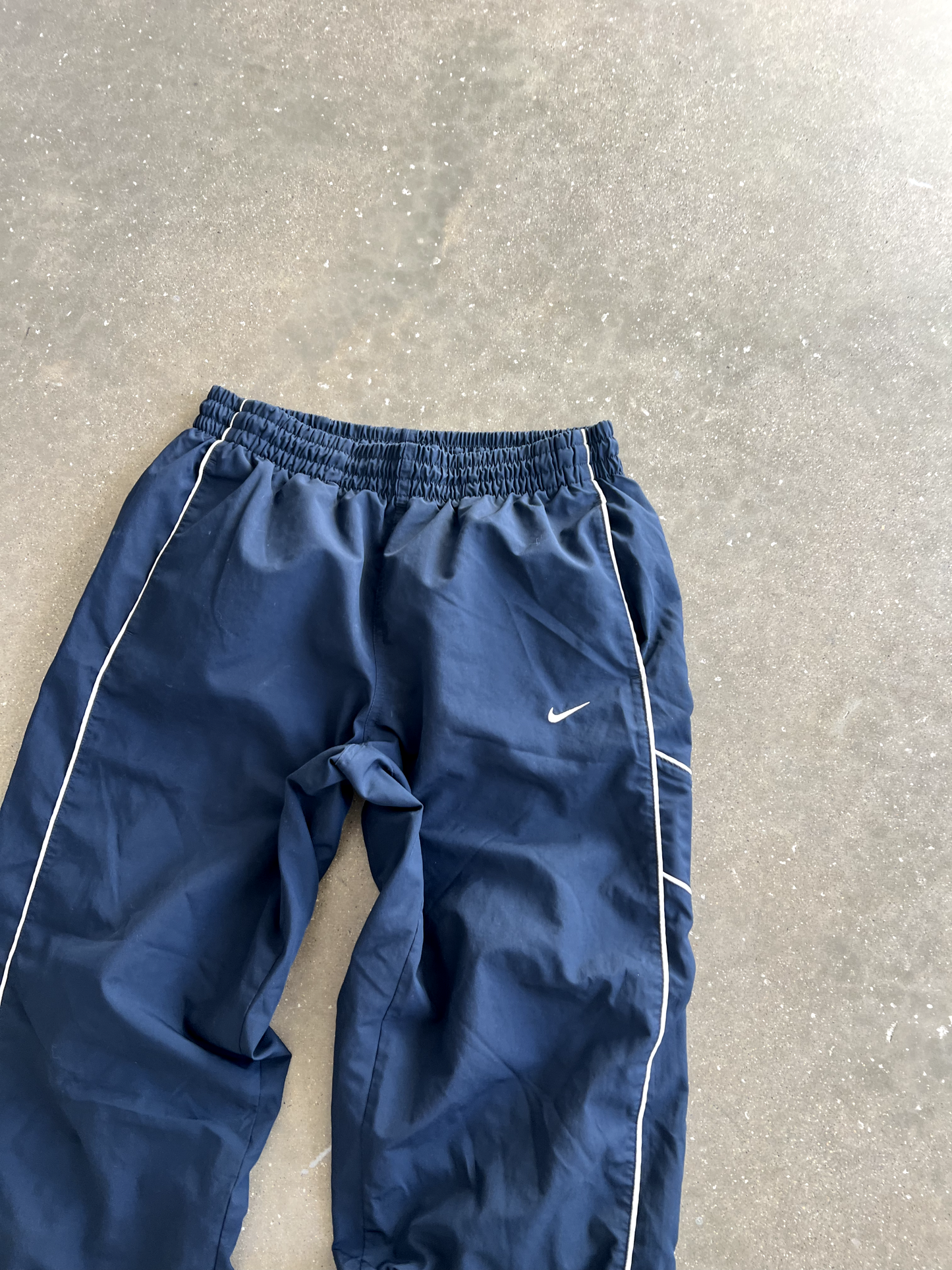 Vintage Navy Blue Nike Joggers - L