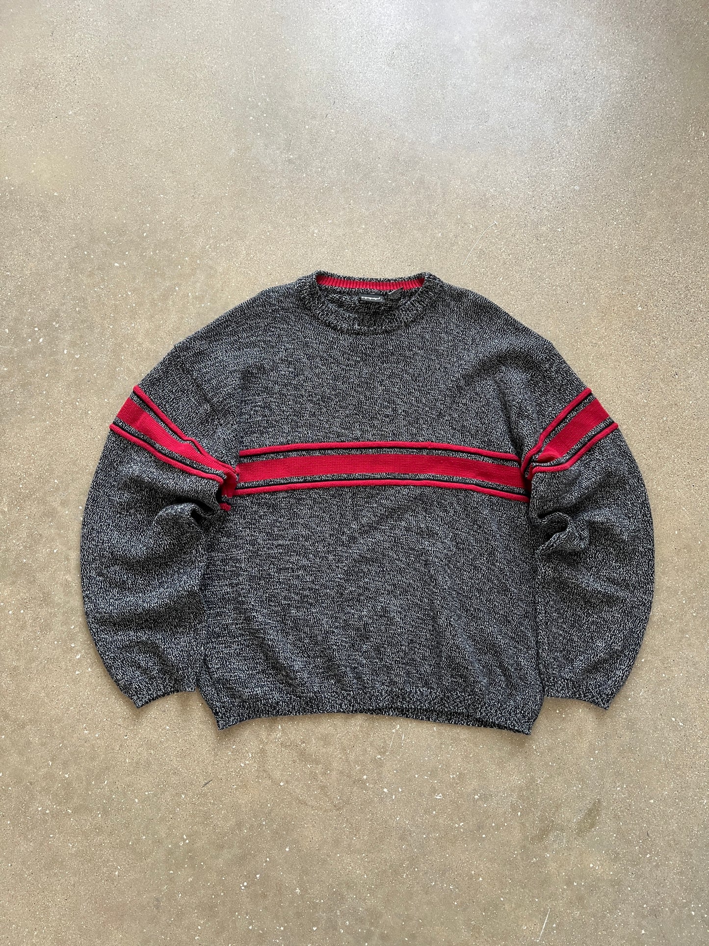 Vintage Grey Red Stripped Sweater - XL