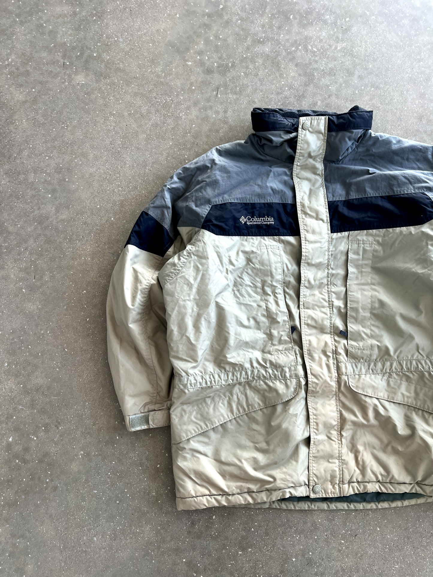 Vintage Grey And Cream Columbia Jacket - L