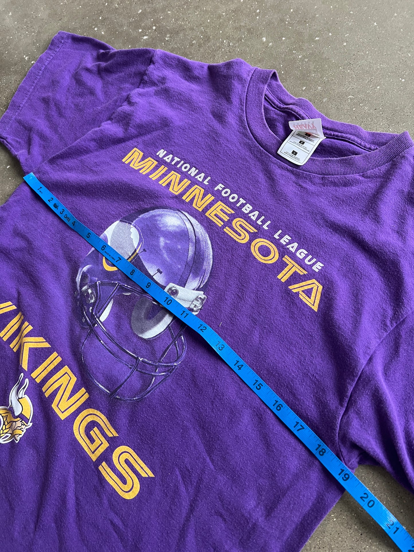 Vintage Purple Minnesota Vikings Shirt - L