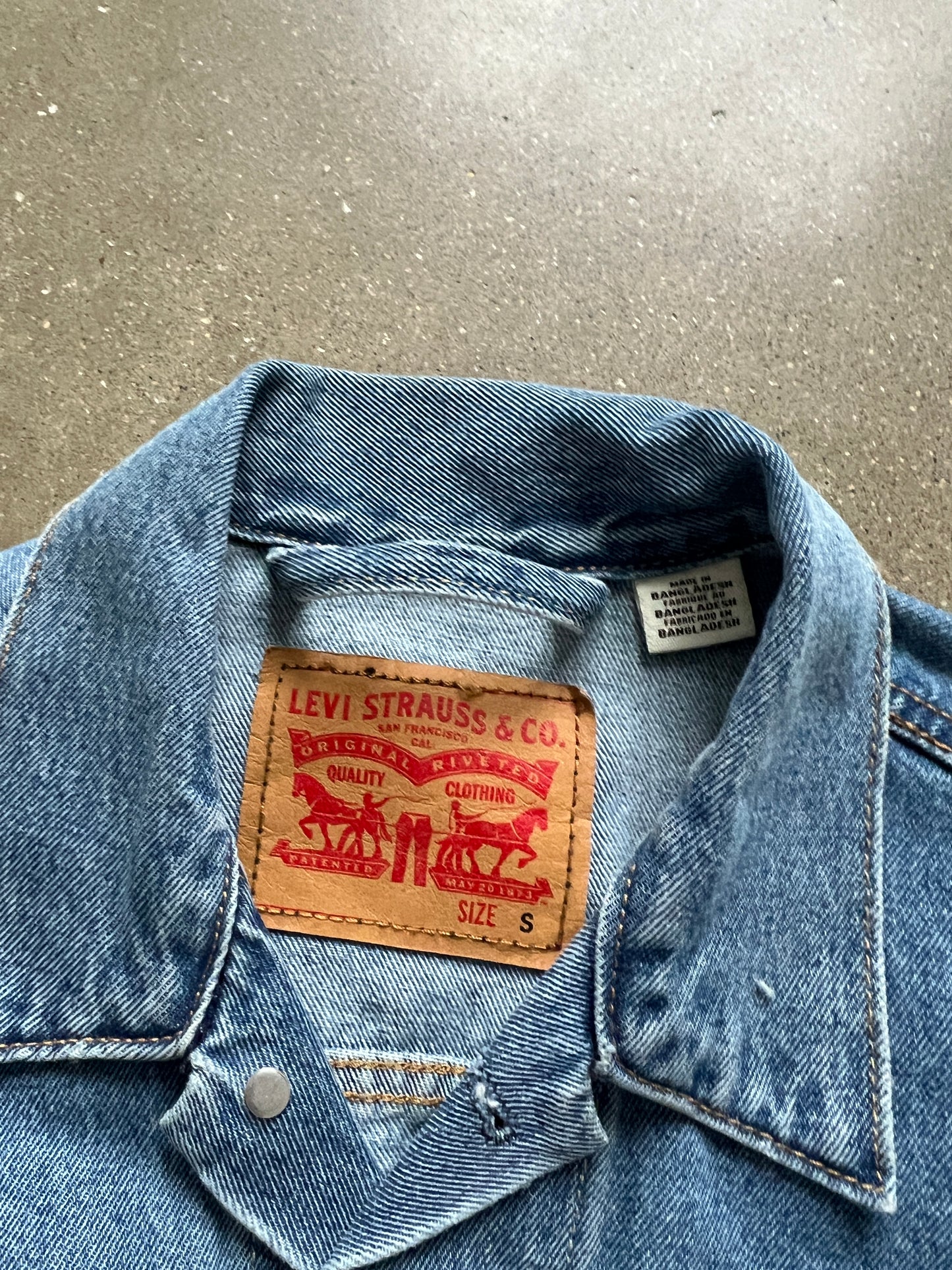 Vintage Denim Blue Levi Jacket - S