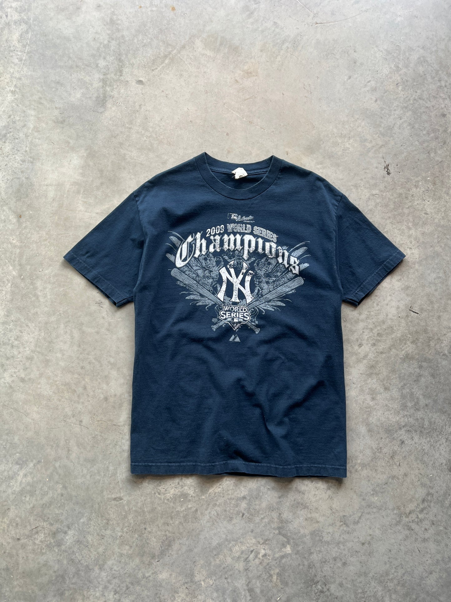 Vintage New York Yankees Graphic Shirt - M