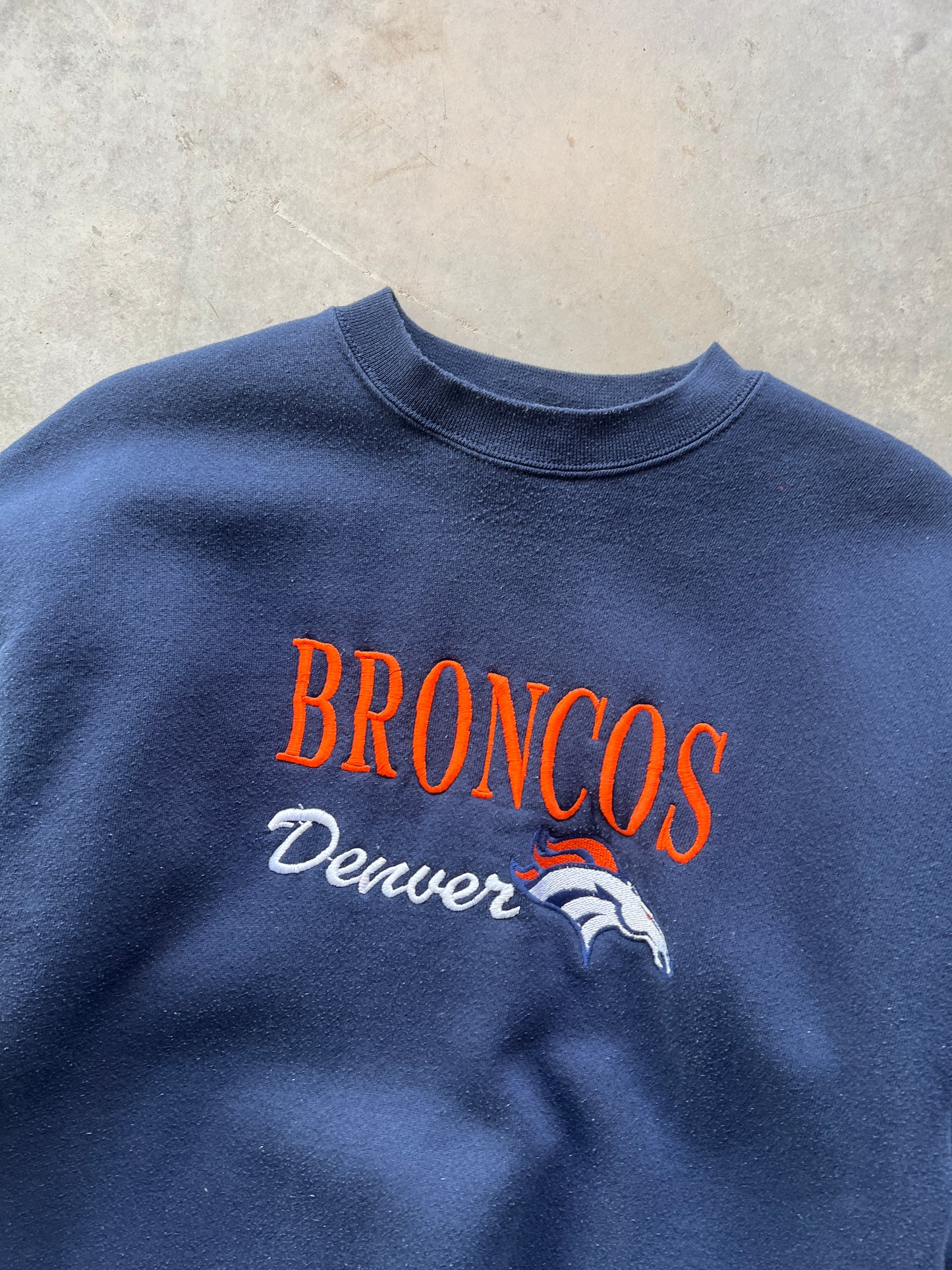 Vintage Navy Denver Broncos Spellout Crew - M