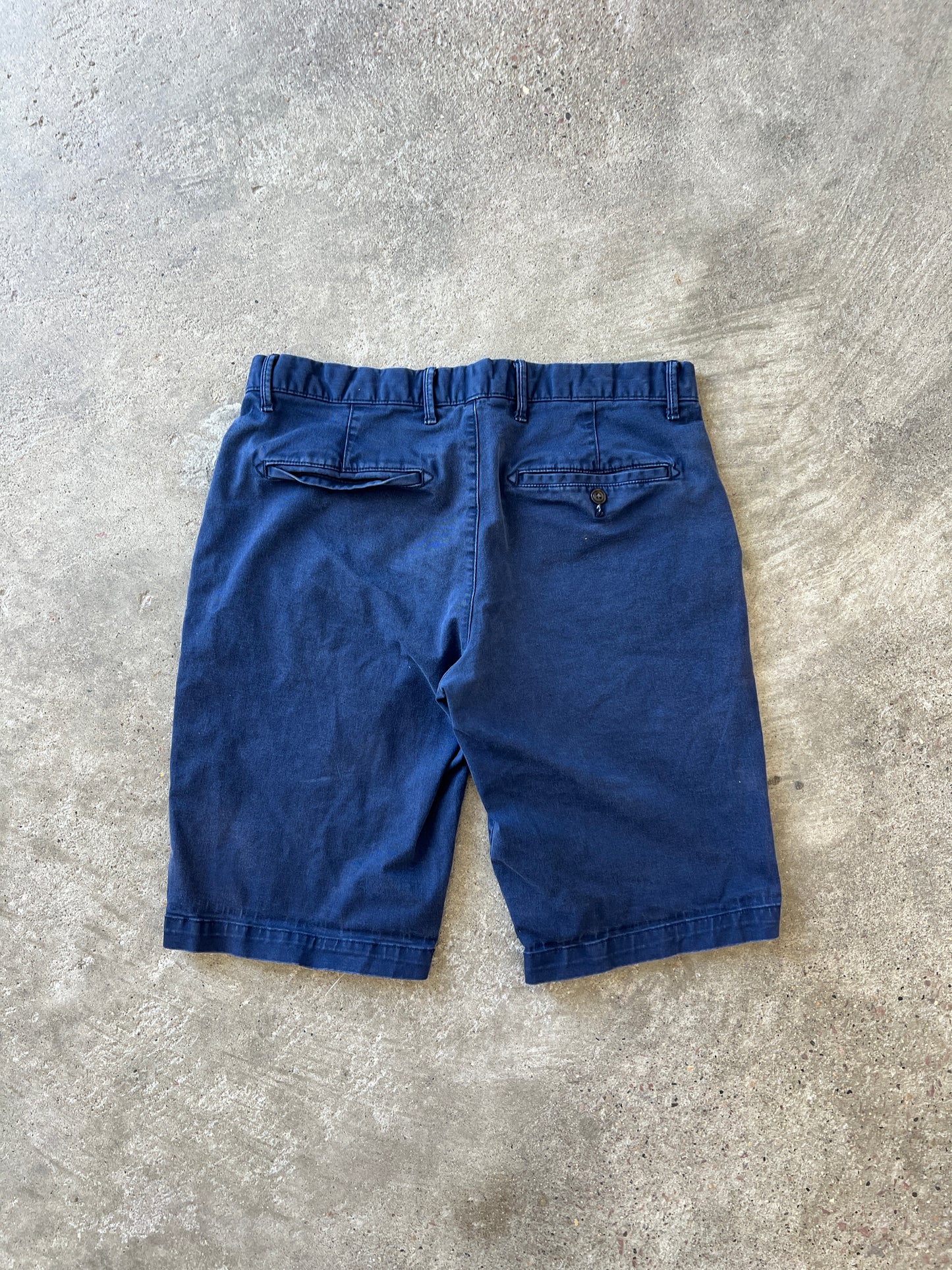 Vintage Gap Chino Shorts - 30