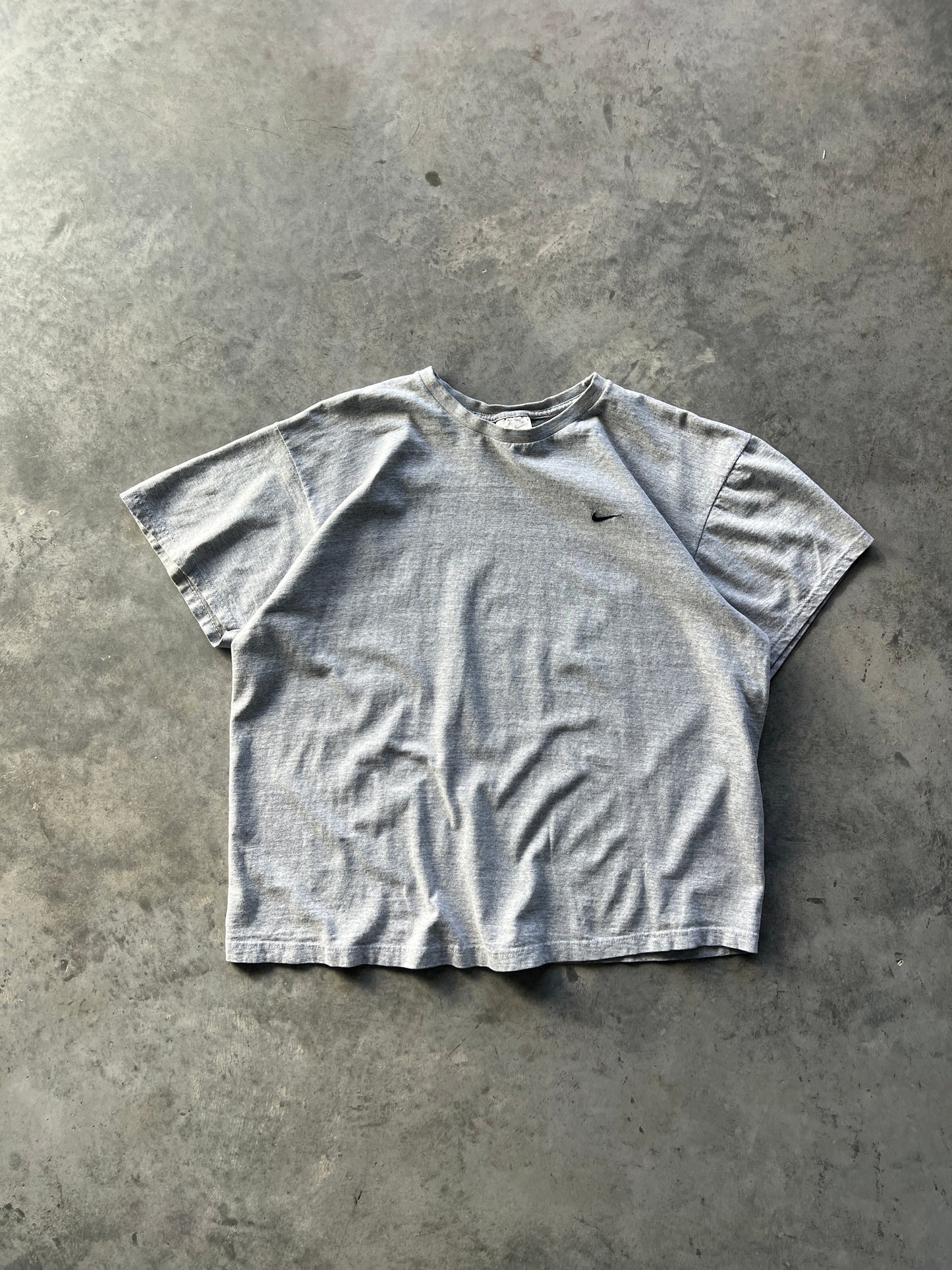 Vintage Oversized Grey Nike Swoosh Shirt - M