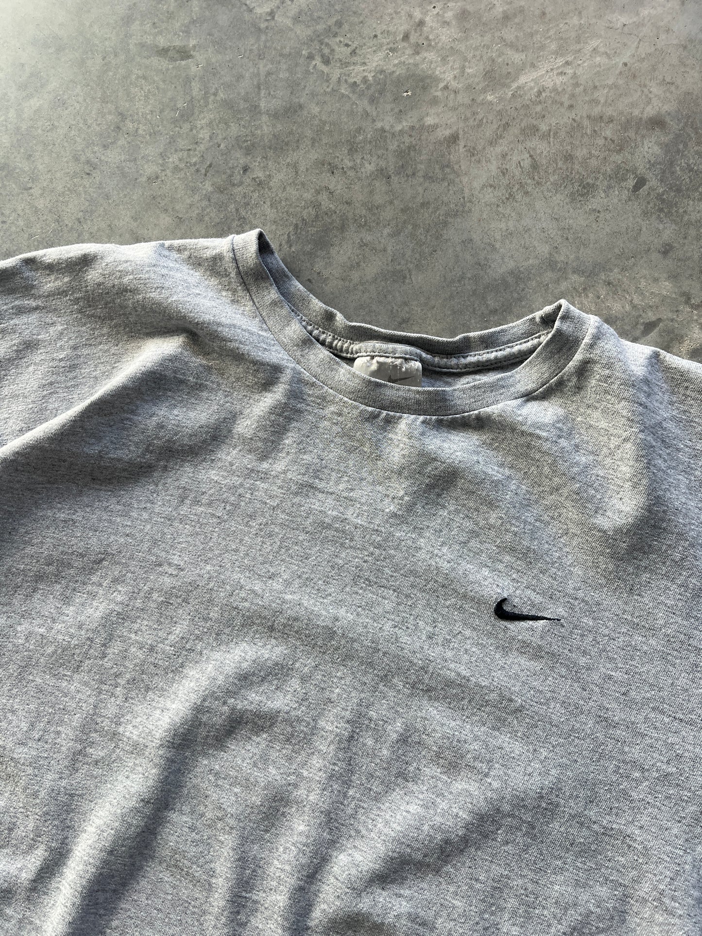 Vintage Oversized Grey Nike Swoosh Shirt - M