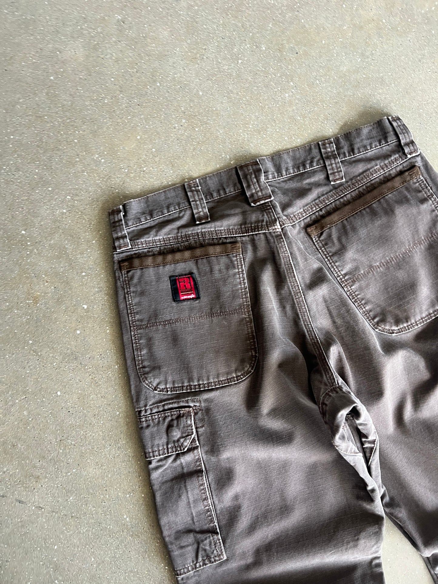 Vintage Dark Brown Wrangler Cargo Pants - 34x30