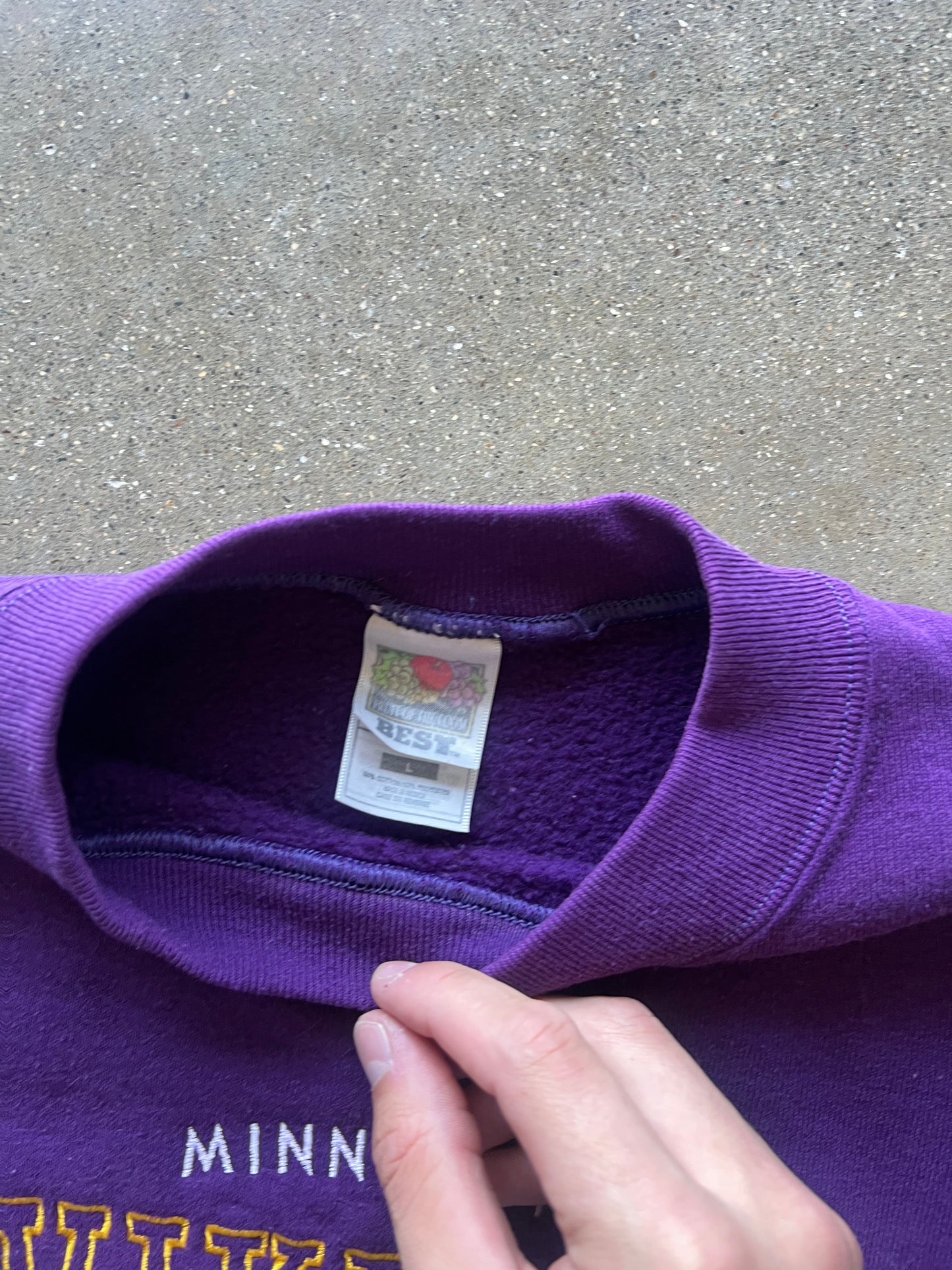Vintage Purple Minnesota Vikings Spellout Crew Neck Sweater - L