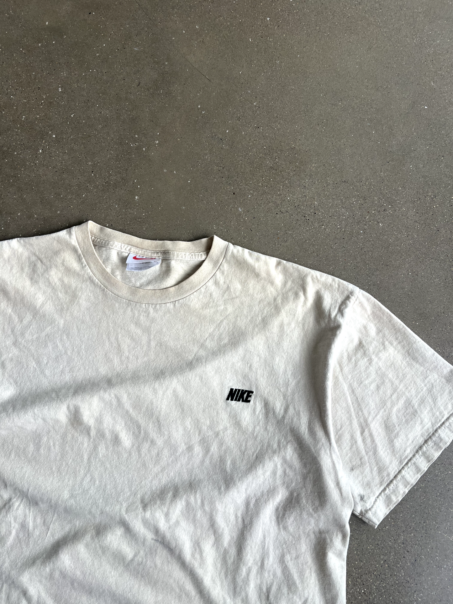 Vintage Cream Nike Tee - L