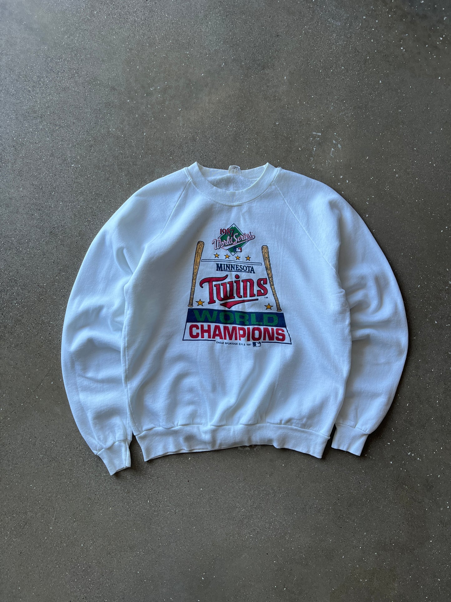 Vintage White Minnesota Twins World Series 1987 Crew Neck Sweater