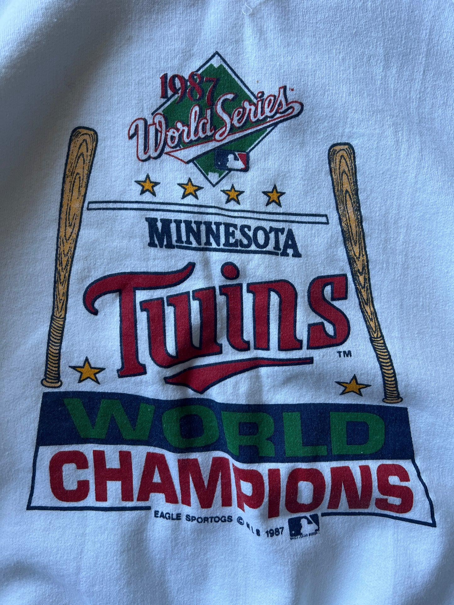 Vintage White Minnesota Twins World Series 1987 Crew Neck Sweater