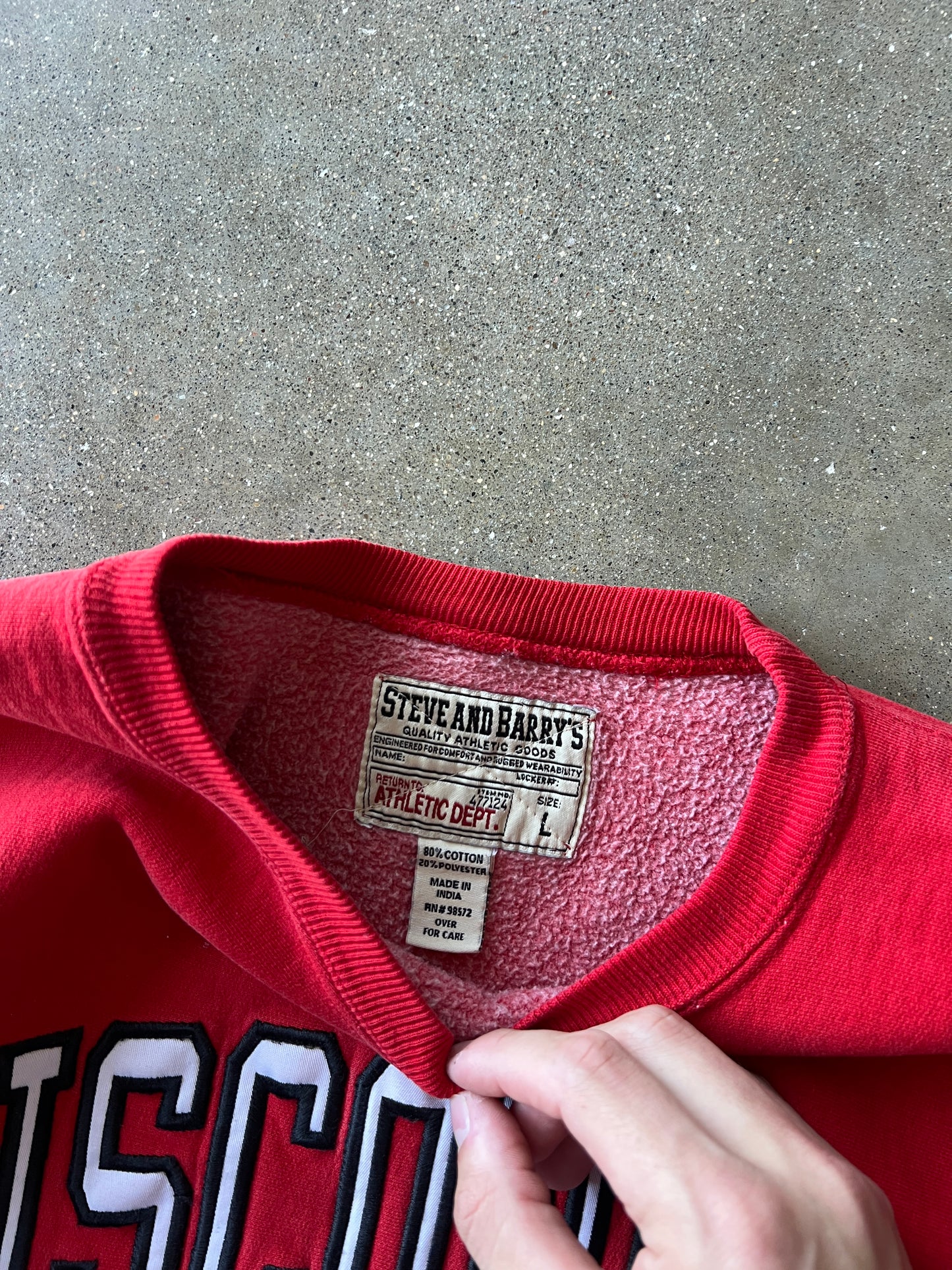 Vintage Red Wisconsin Spell Out Crew Neck Sweater - L