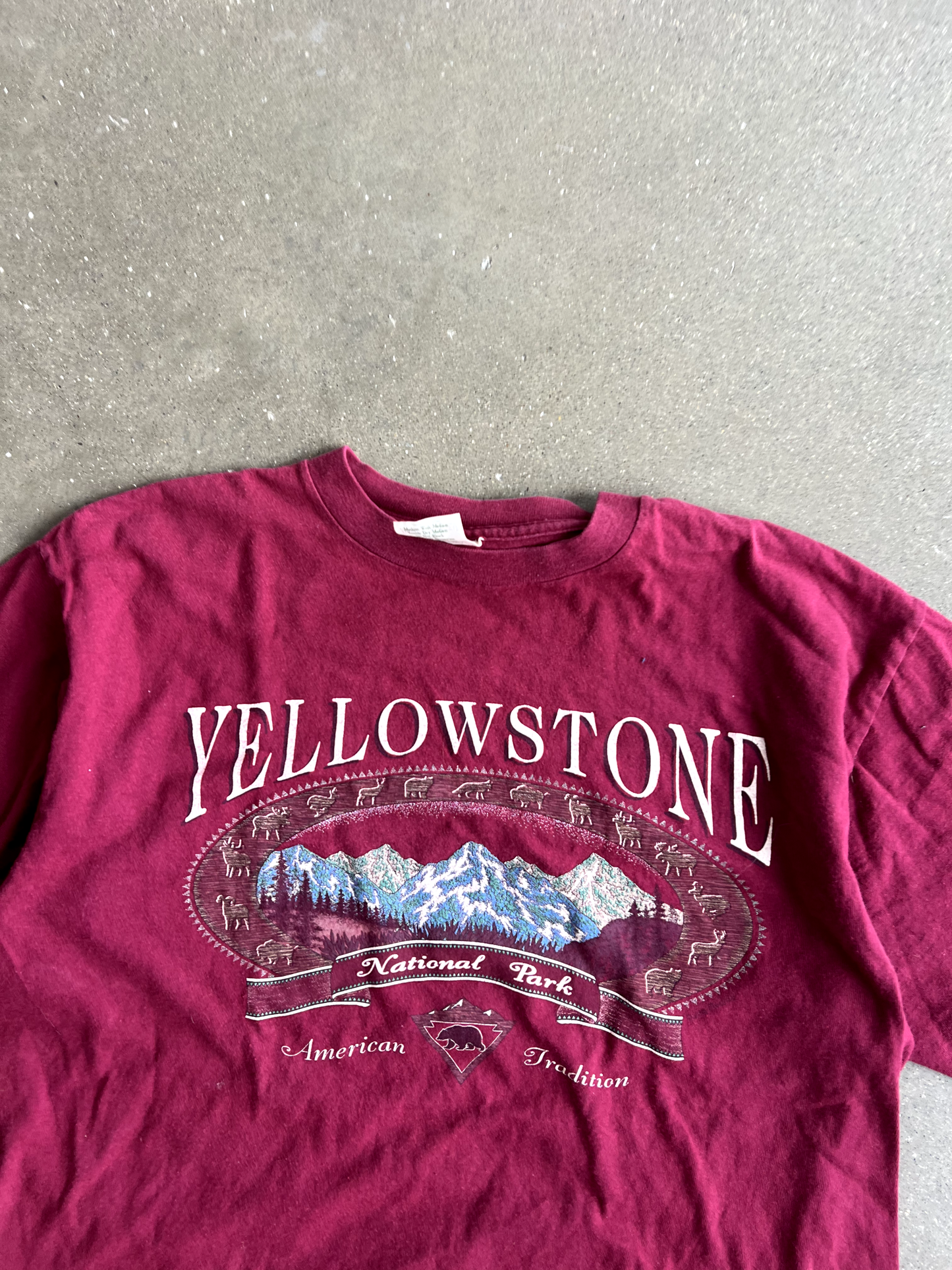 Vintage Red Yellowstone Tee - L