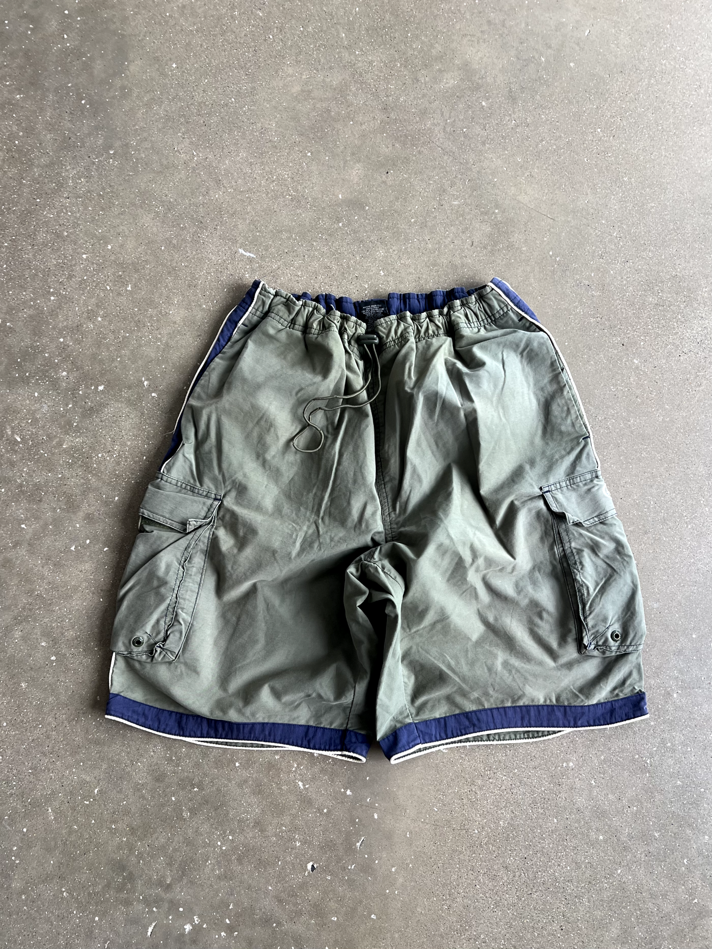 Vintage Green Jogger Shorts - M