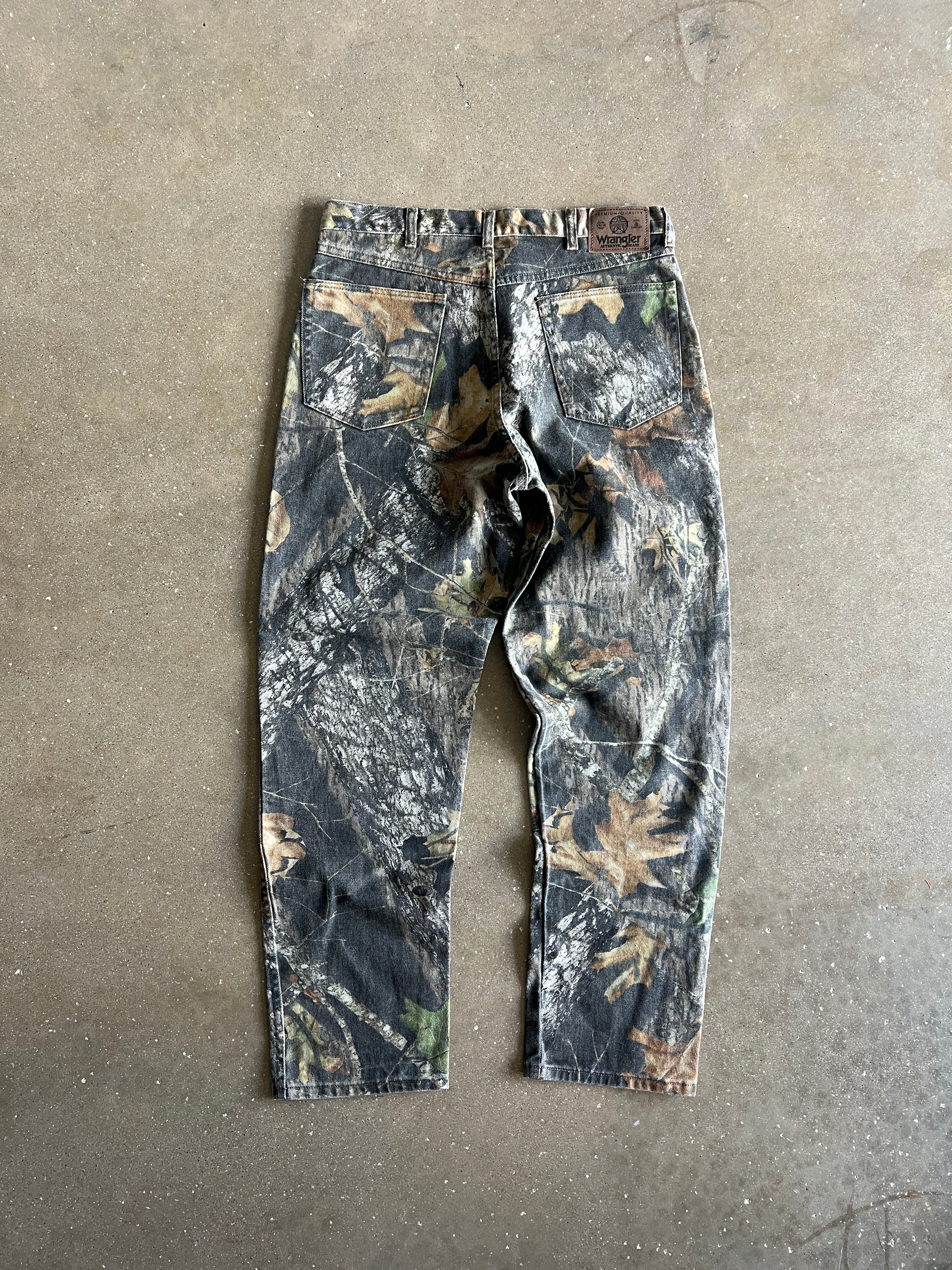 Vintage Wrangler Camo Pants - 34x32